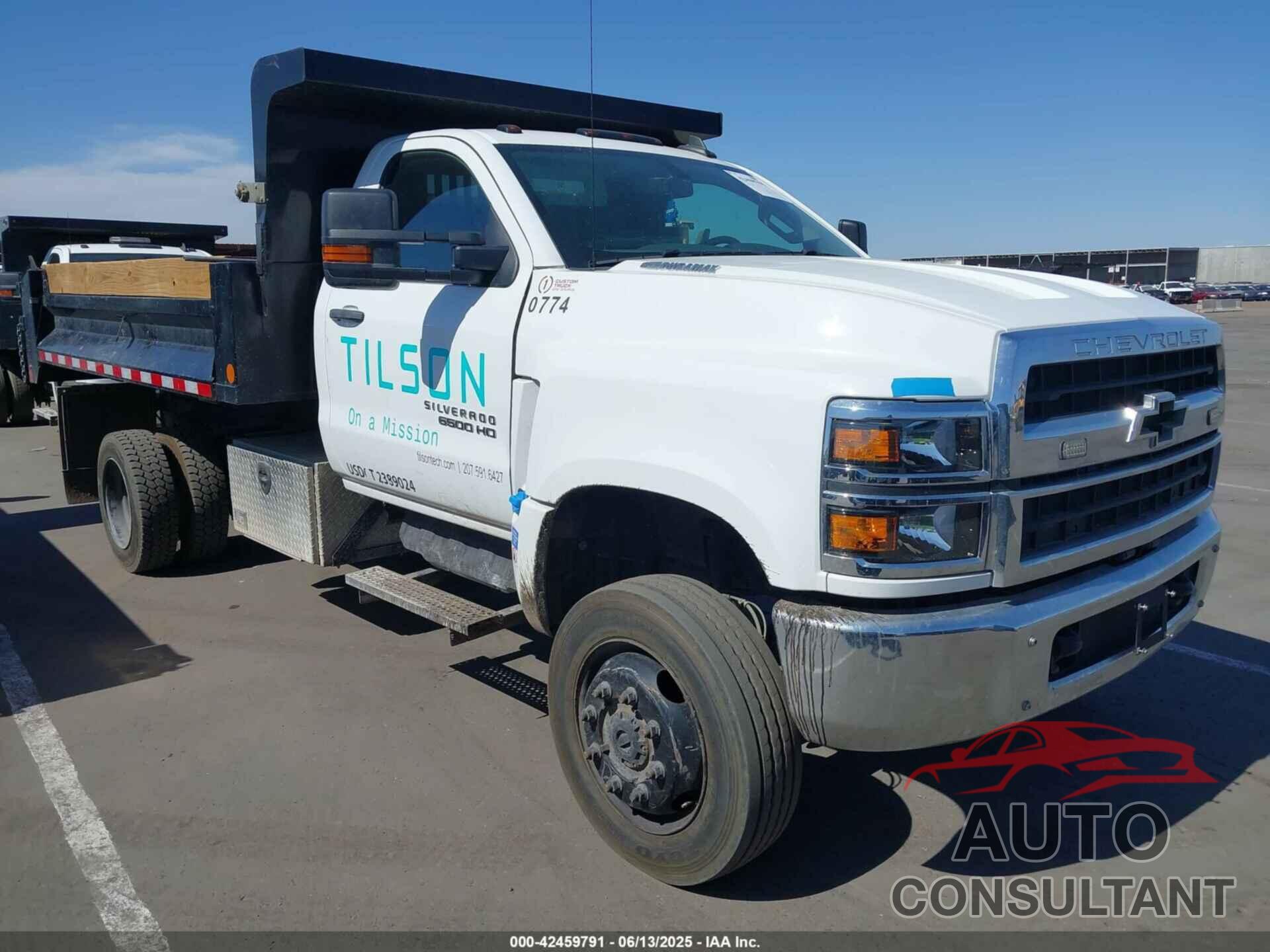 CHEVROLET SILVERADO MD 2023 - 1HTKJPVM5PH508022