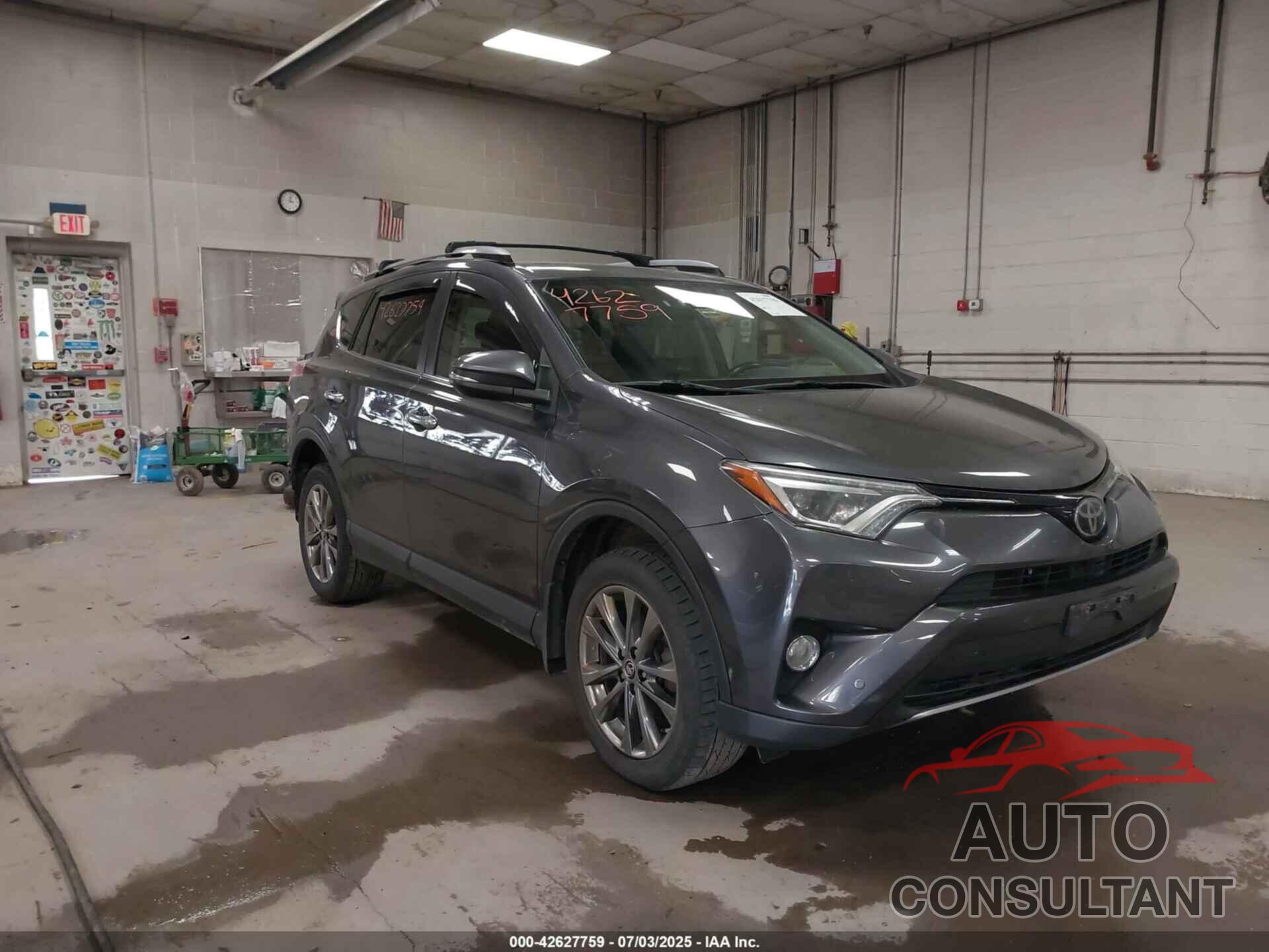 TOYOTA RAV4 2017 - JTMDFREVXHJ154049