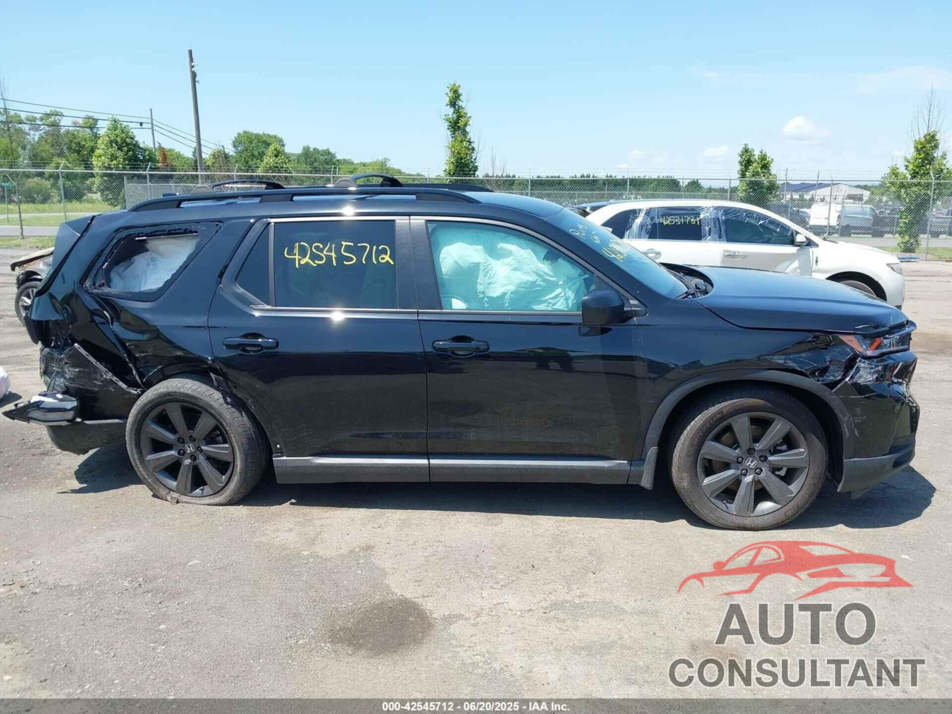 HONDA PILOT 2023 - 5FNYG1H36PB024804