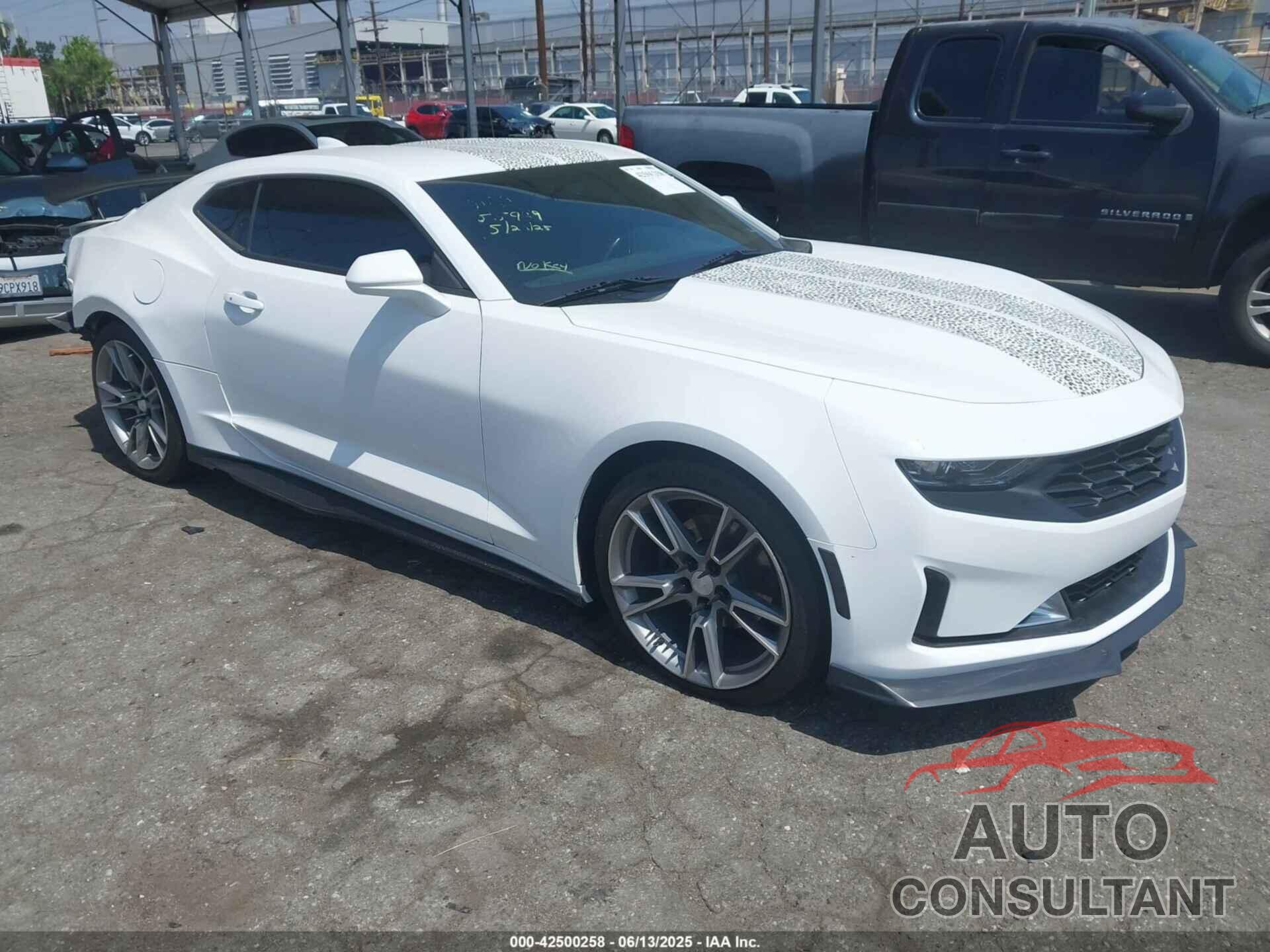 CHEVROLET CAMARO 2020 - 1G1FA1RS5L0145162
