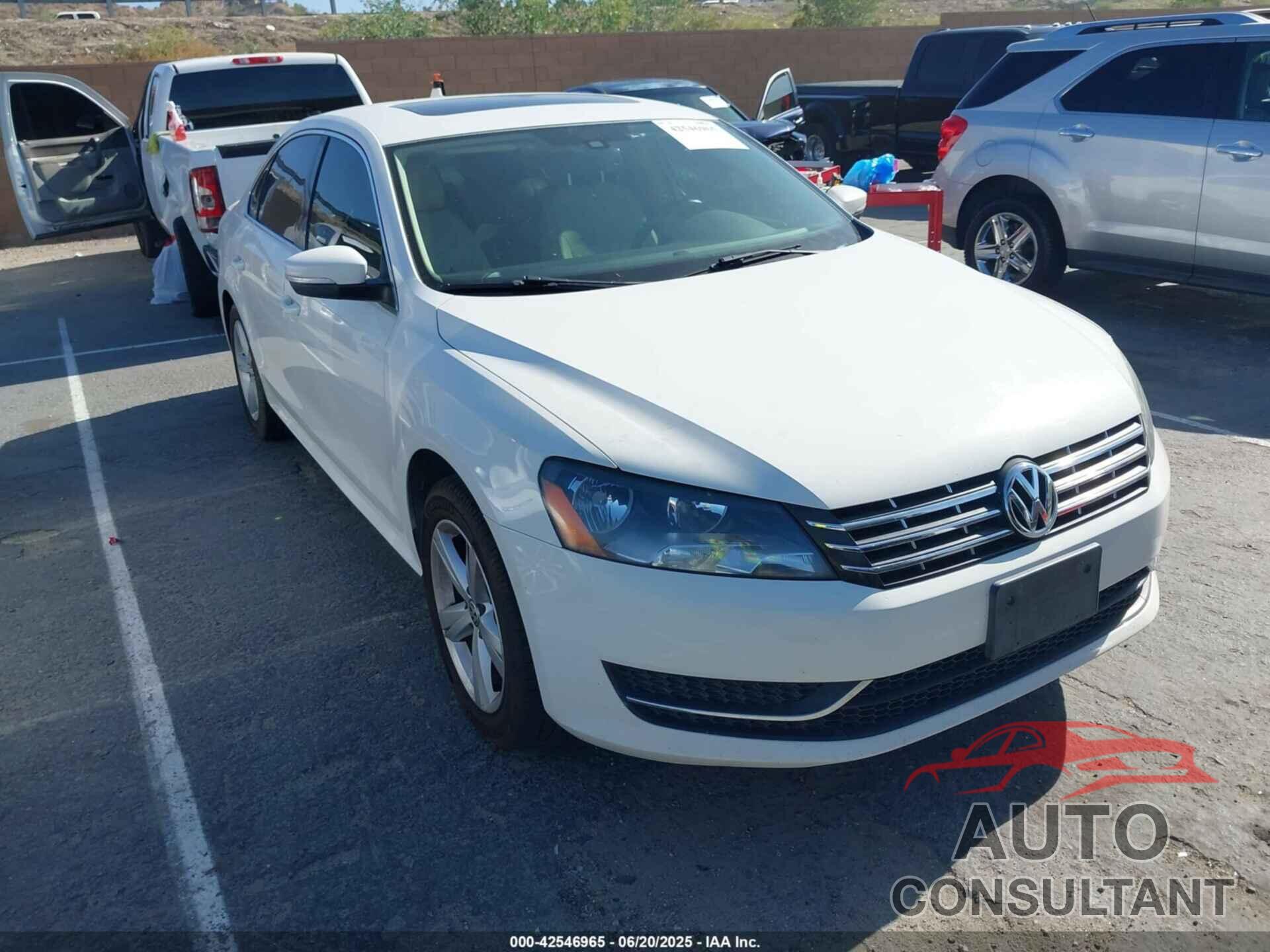 VOLKSWAGEN PASSAT 2013 - 1VWBN7A35DC098018