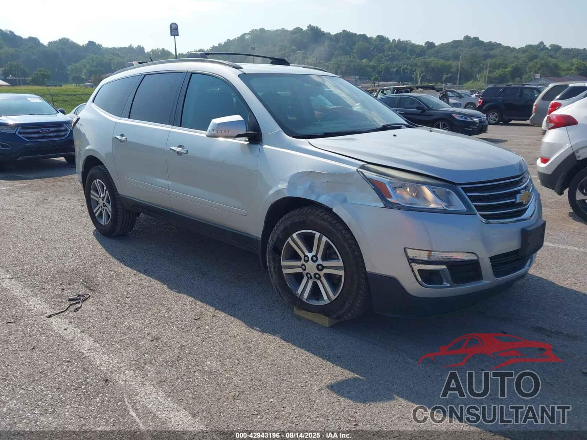 CHEVROLET TRAVERSE 2017 - 1GNKRHKD4HJ130728