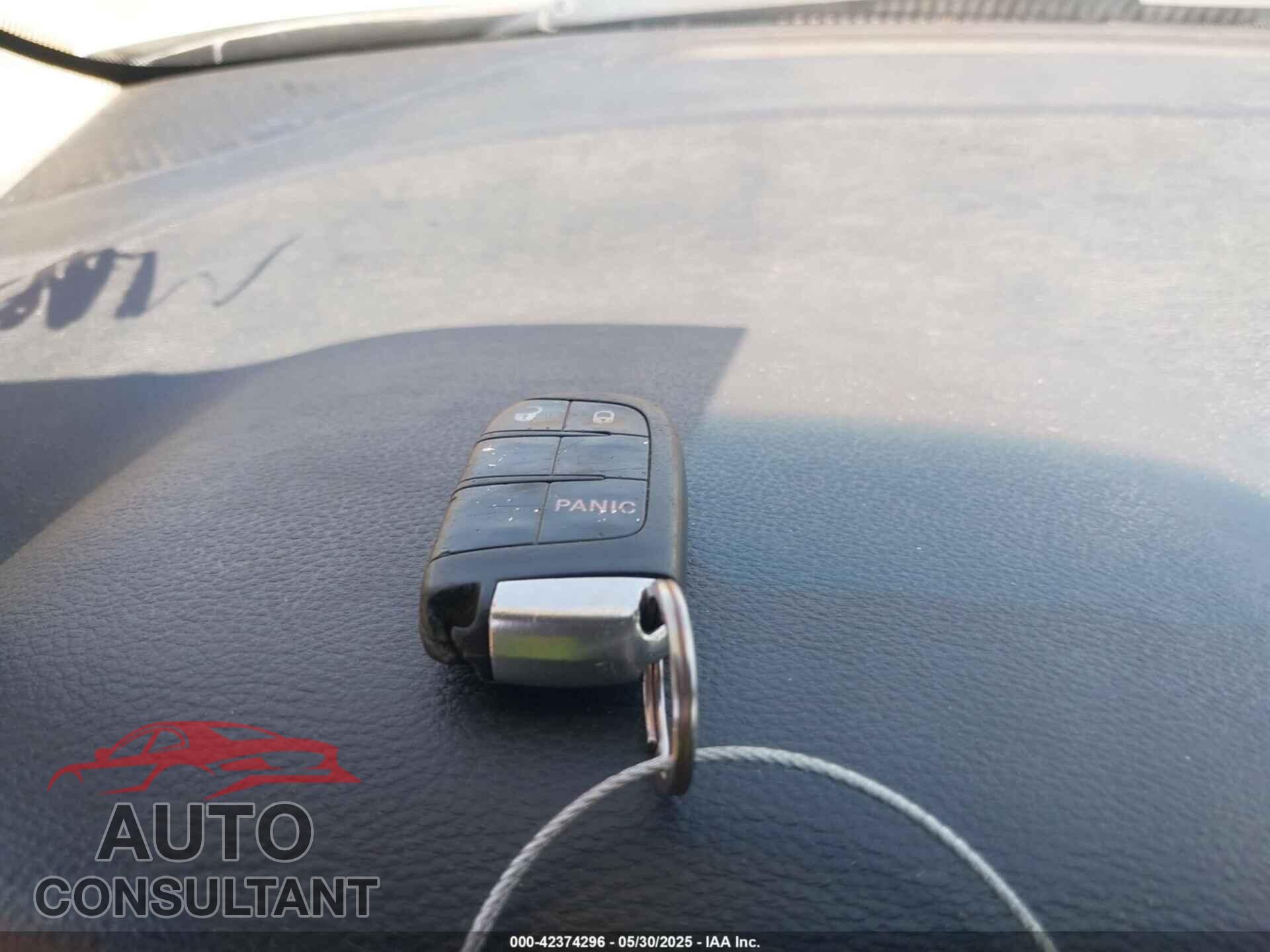DODGE JOURNEY 2015 - 3C4PDCBGXFT556469