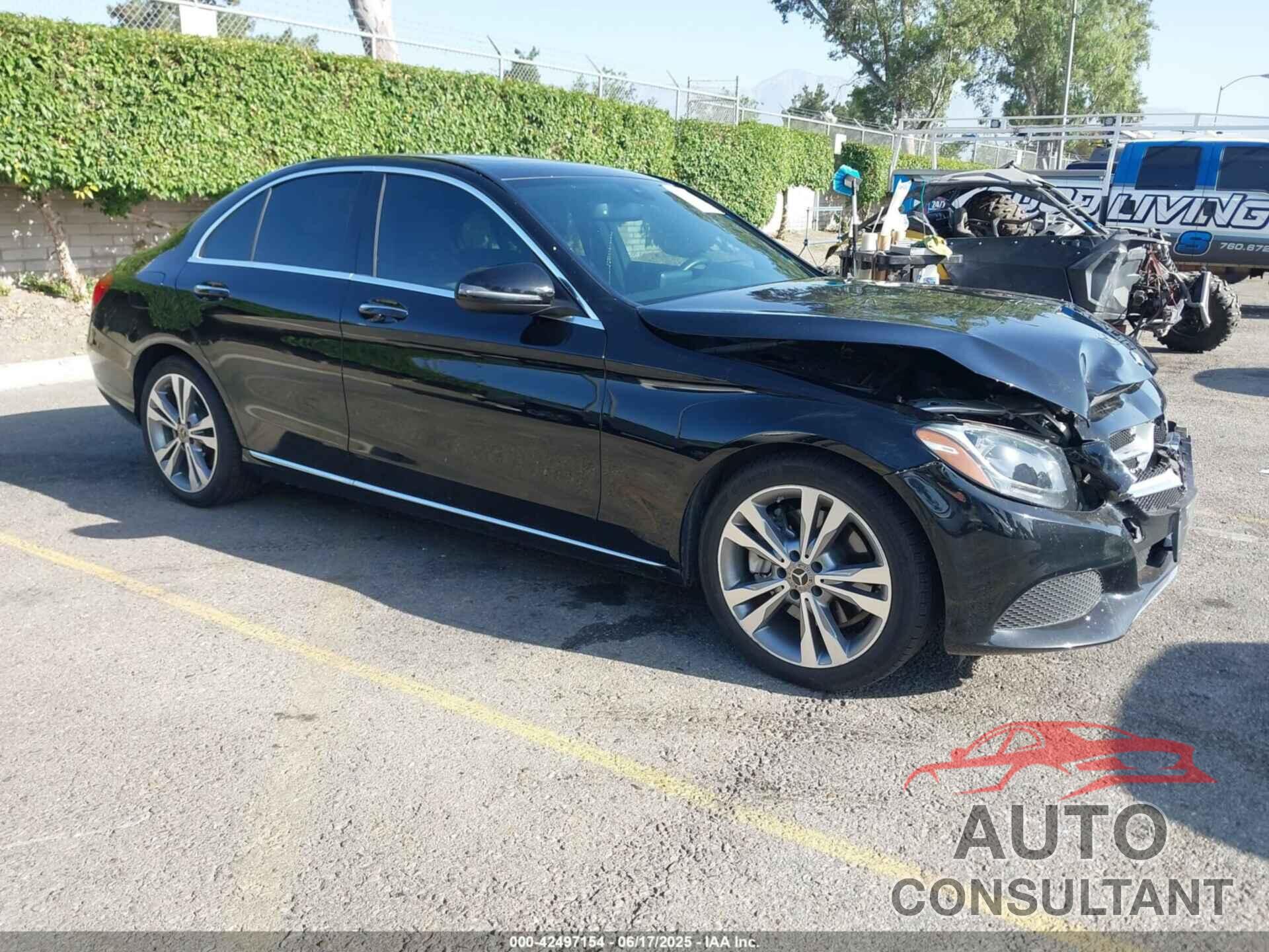 MERCEDES-BENZ C 300 2018 - 55SWF4JB4JU273394