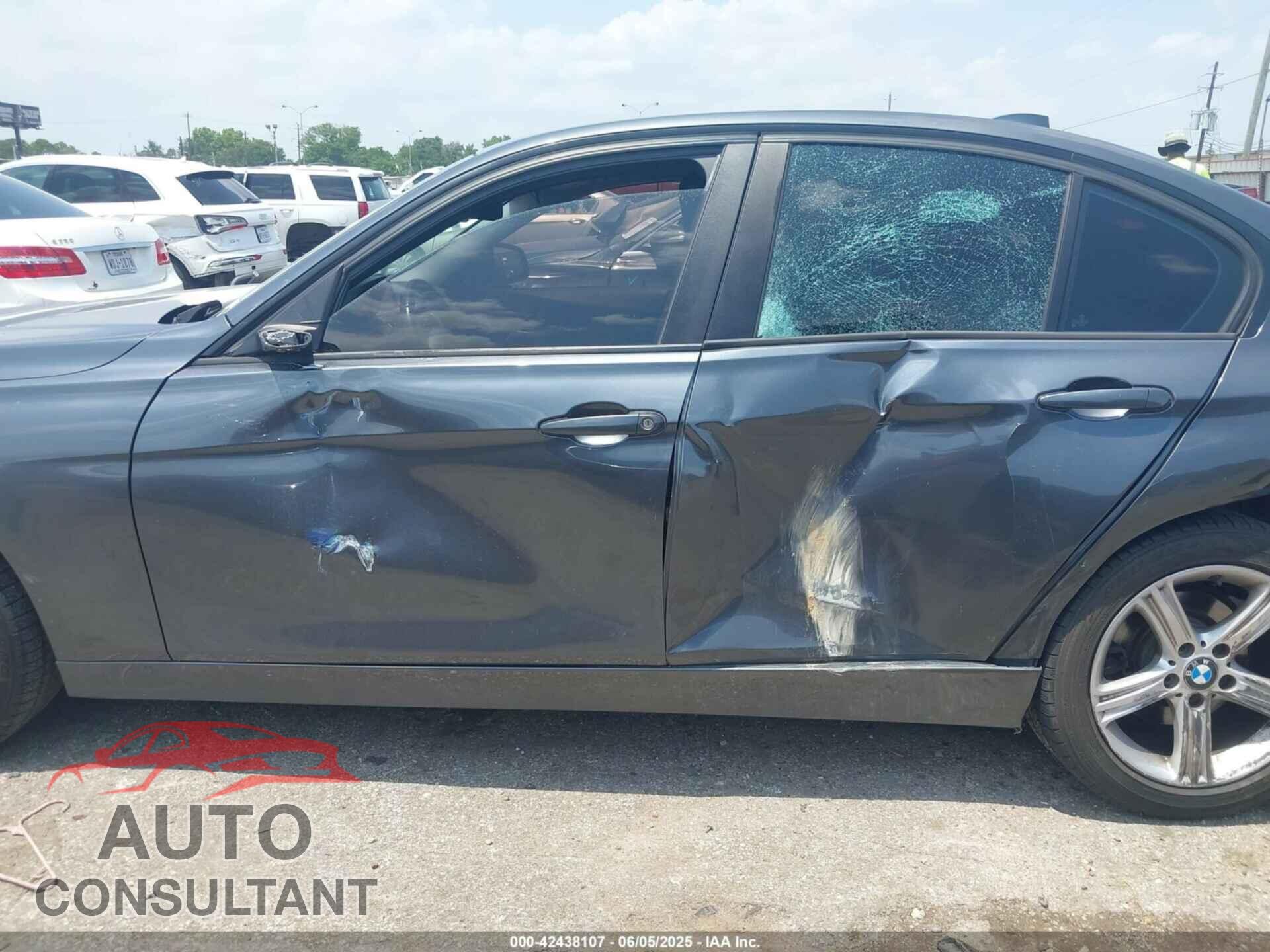 BMW 328I 2013 - WBA3A5C57DF604076