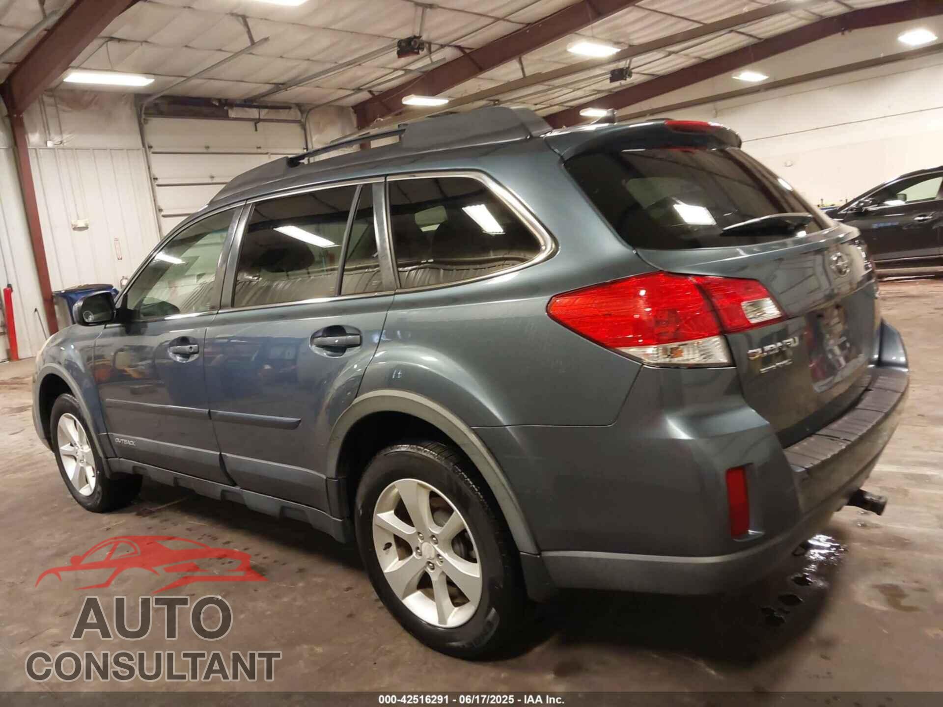 SUBARU OUTBACK 2014 - 4S4BRCCC8E3220140