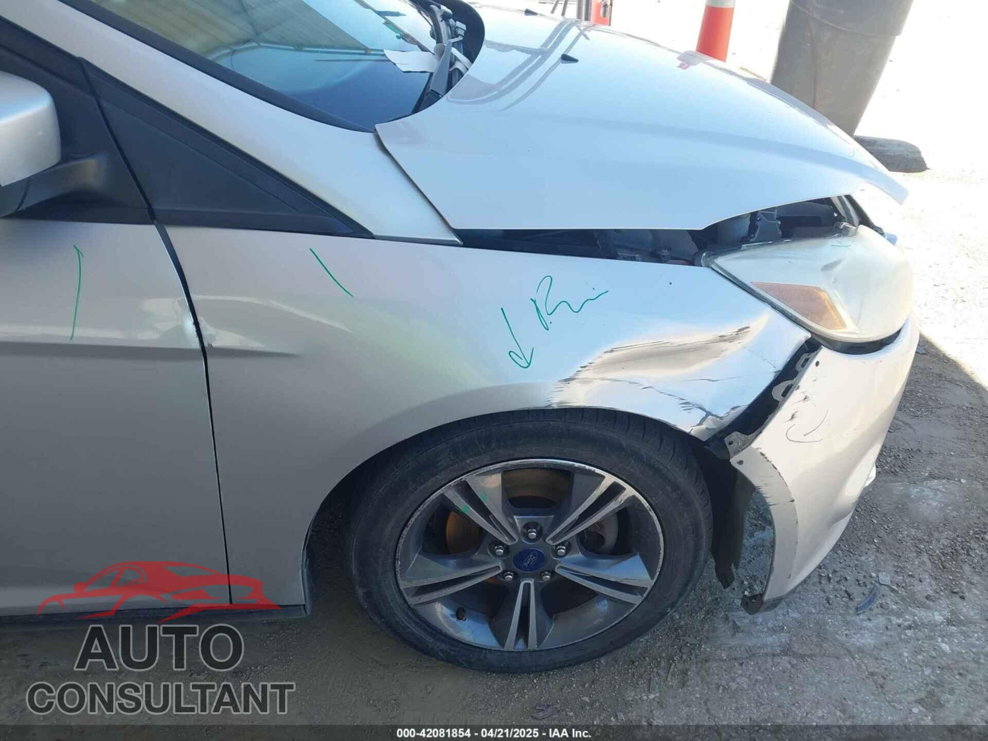 FORD FOCUS 2014 - 1FADP3F2XEL372688