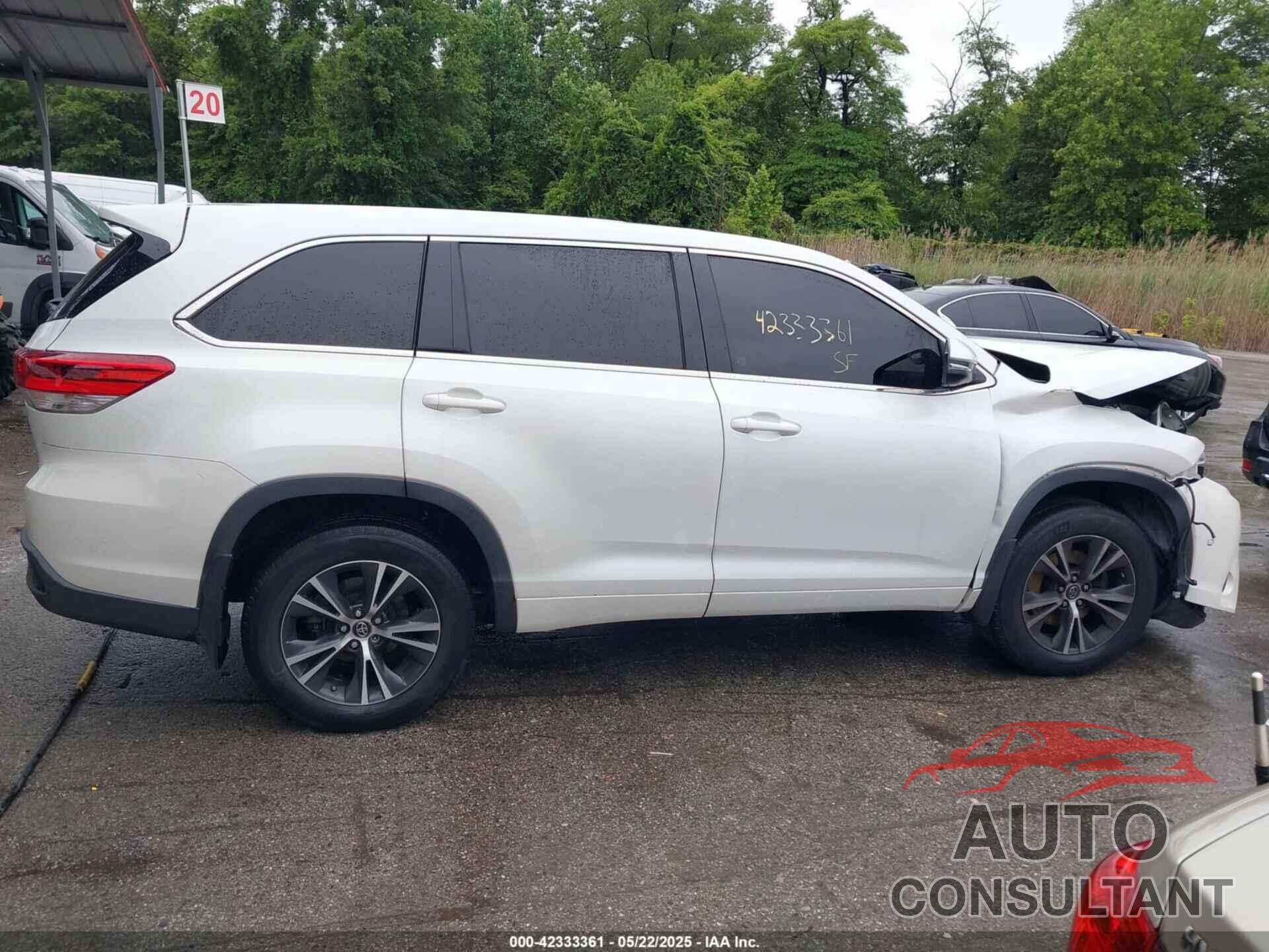 TOYOTA HIGHLANDER 2018 - 5TDBZRFH4JS495995