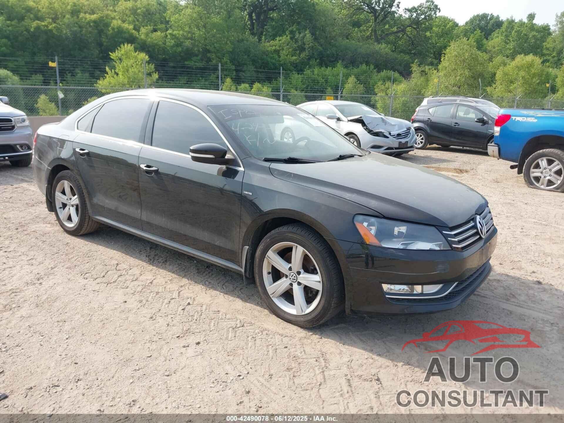 VOLKSWAGEN PASSAT 2015 - 1VWAT7A34FC119333