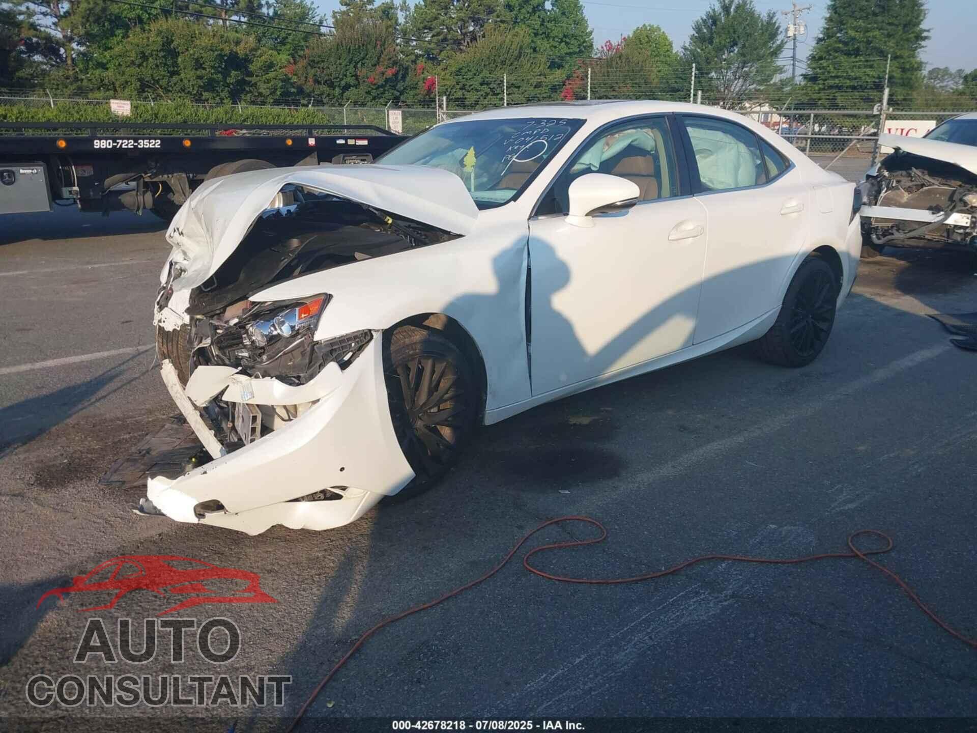 LEXUS IS 2014 - JTHBF1D28E5041512