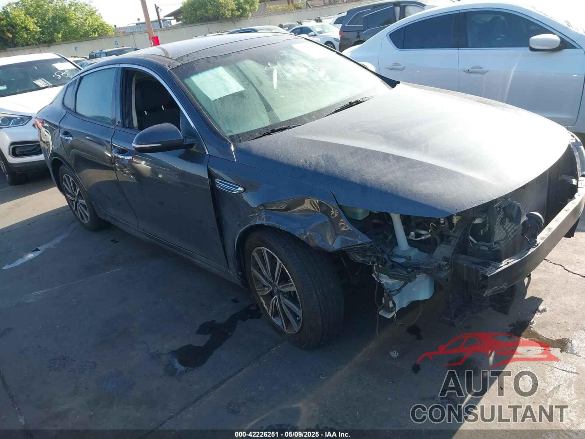 KIA OPTIMA 2019 - 5XXGT4L38KG319215