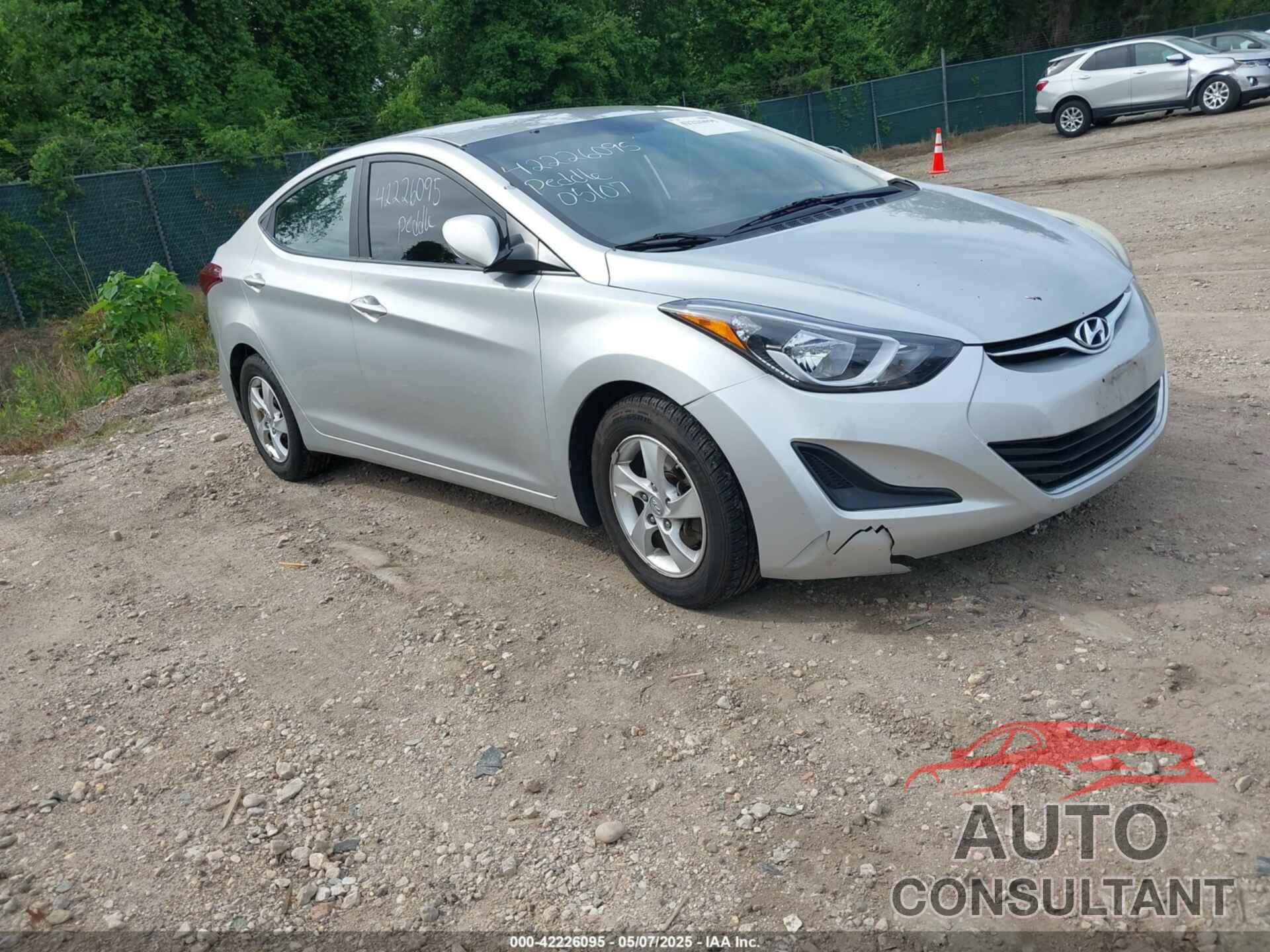 HYUNDAI ELANTRA 2015 - 5NPDH4AE2FH648298