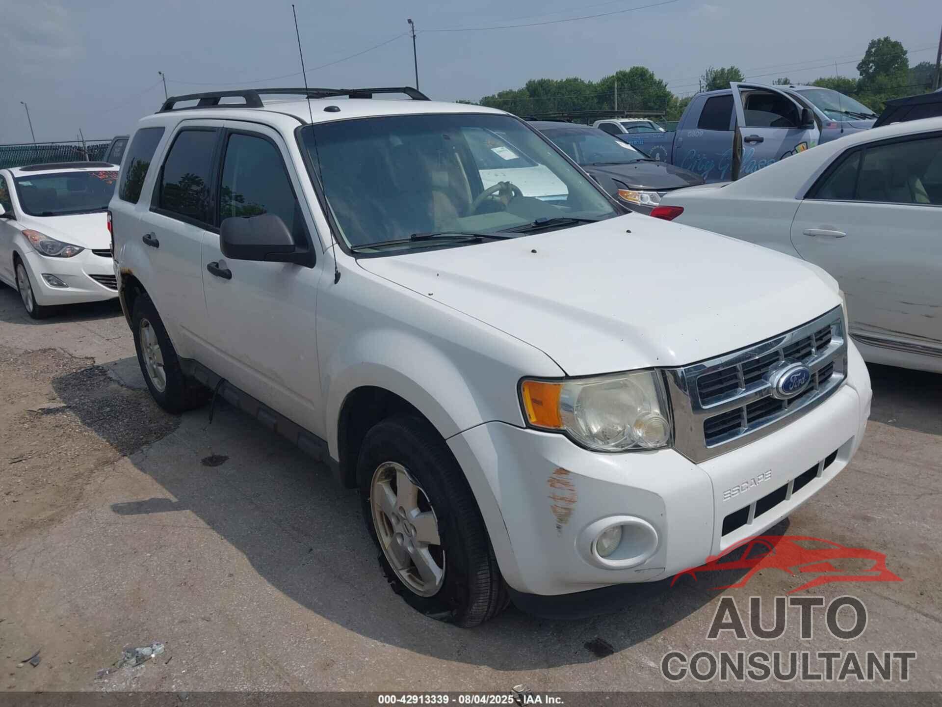 FORD ESCAPE 2011 - 1FMCU9D73BKC39235