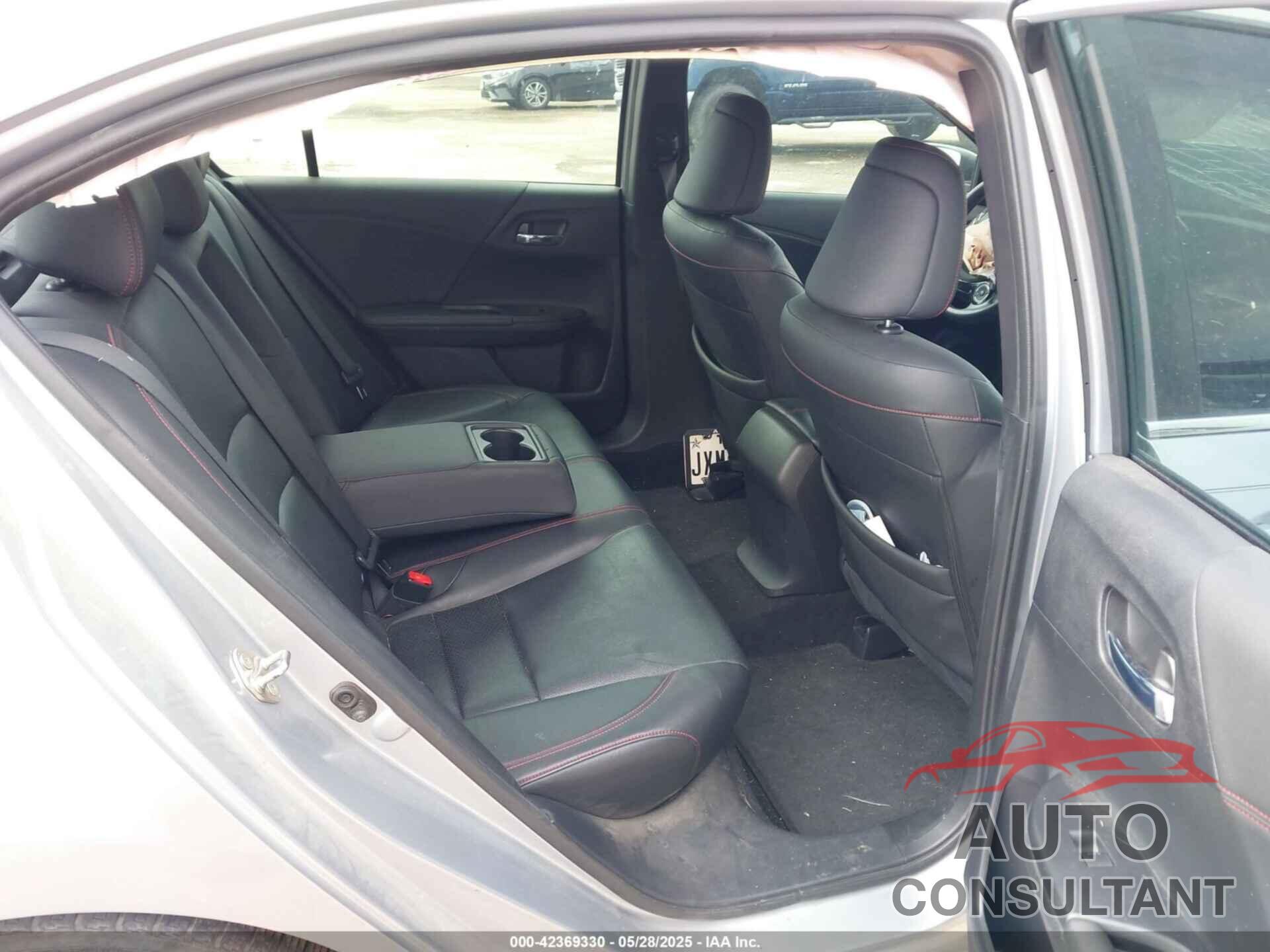 HONDA ACCORD 2017 - 1HGCR2F12HA246022