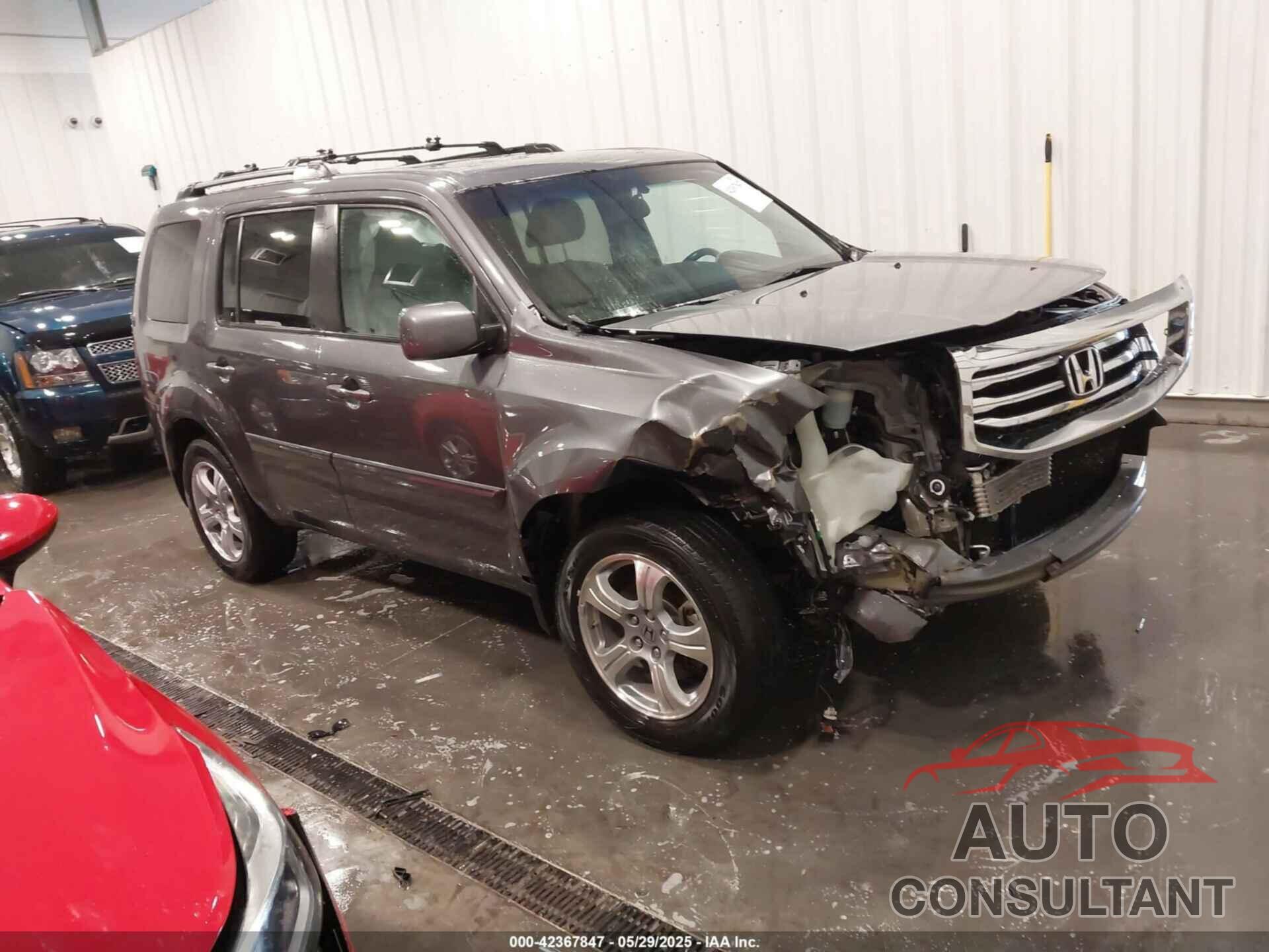 HONDA PILOT 2015 - 5FNYF4H51FB067998