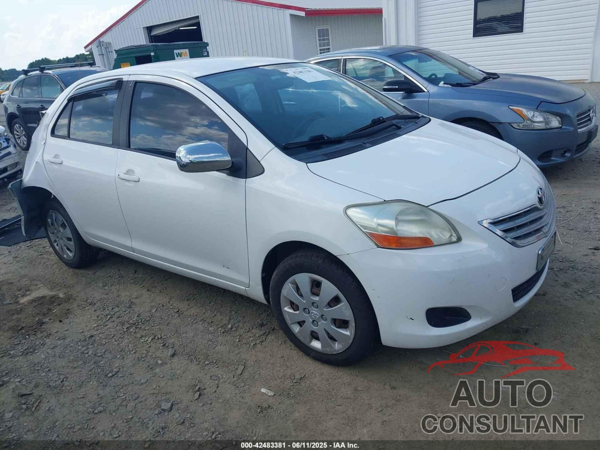 TOYOTA YARIS 2011 - JTDBT9K34BL008163