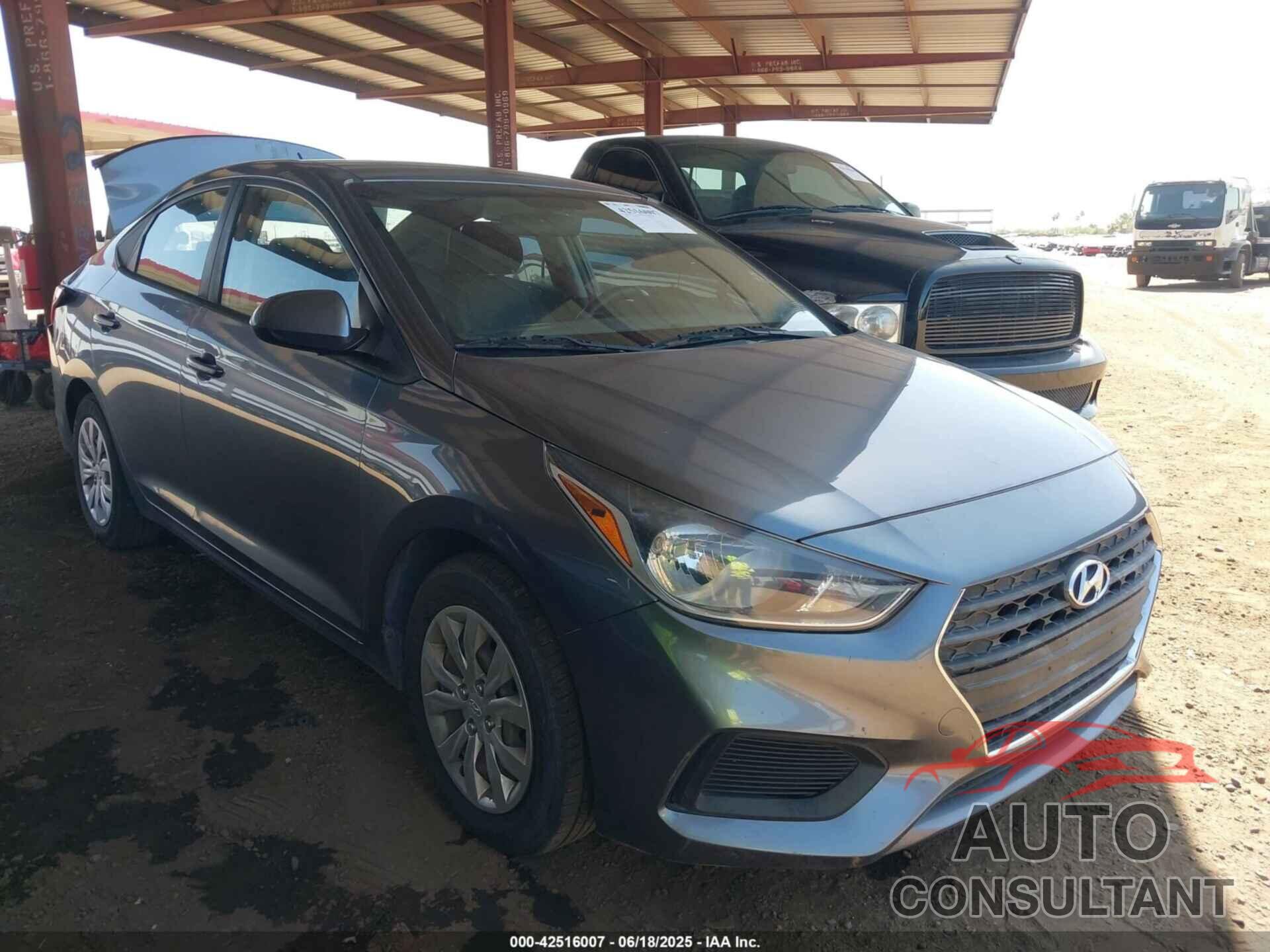 HYUNDAI ACCENT 2018 - 3KPC24A36JEO18194