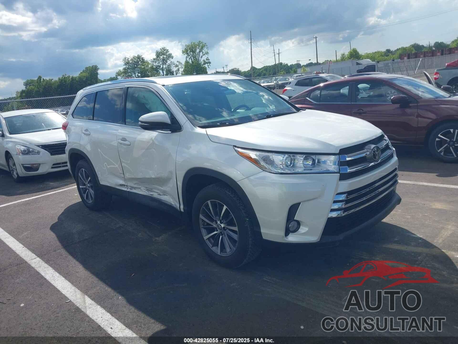 TOYOTA HIGHLANDER 2019 - 5TDKZRFH4KS318316