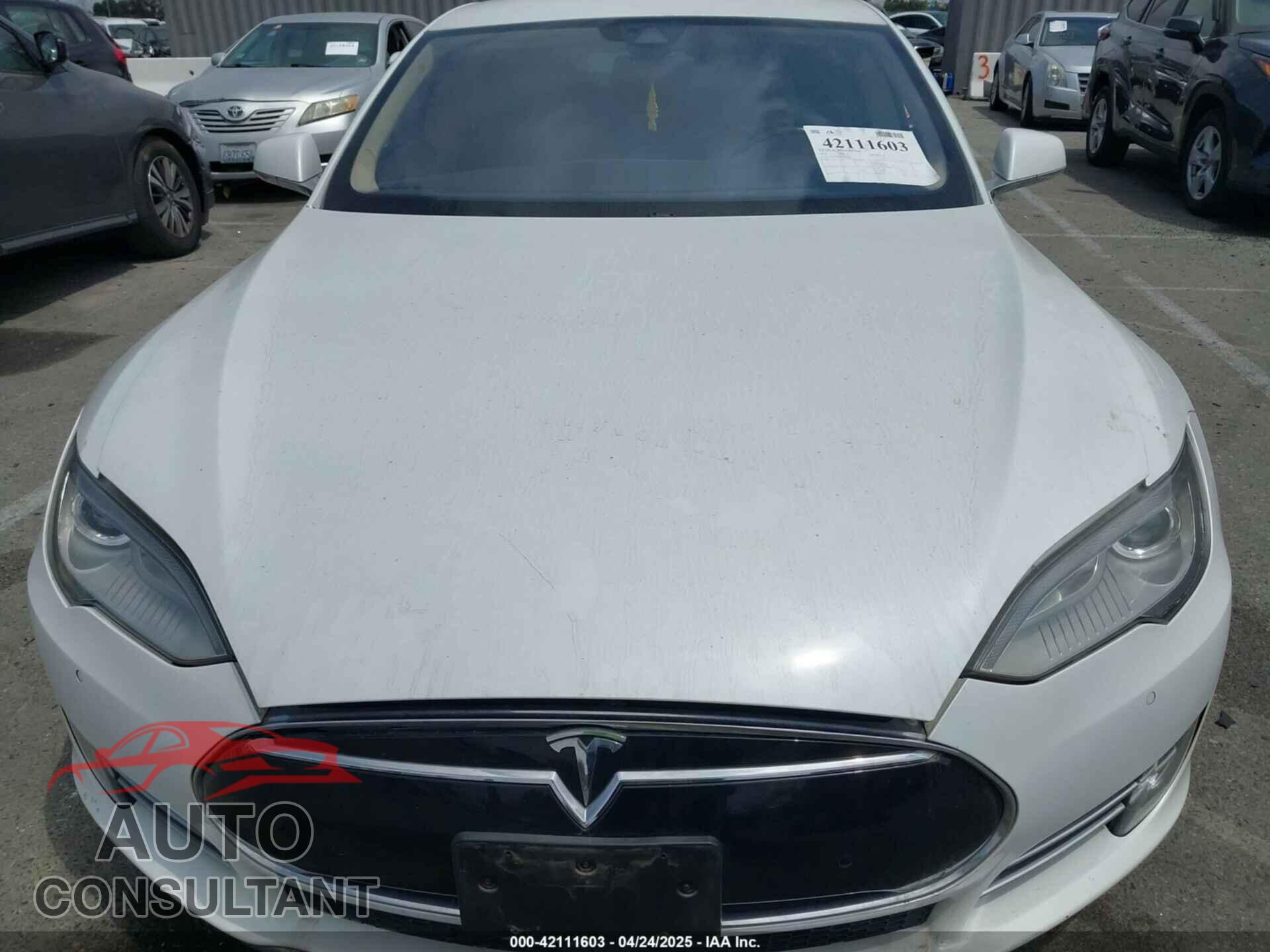 TESLA MODEL S 2016 - 5YJSA1E40GF123543