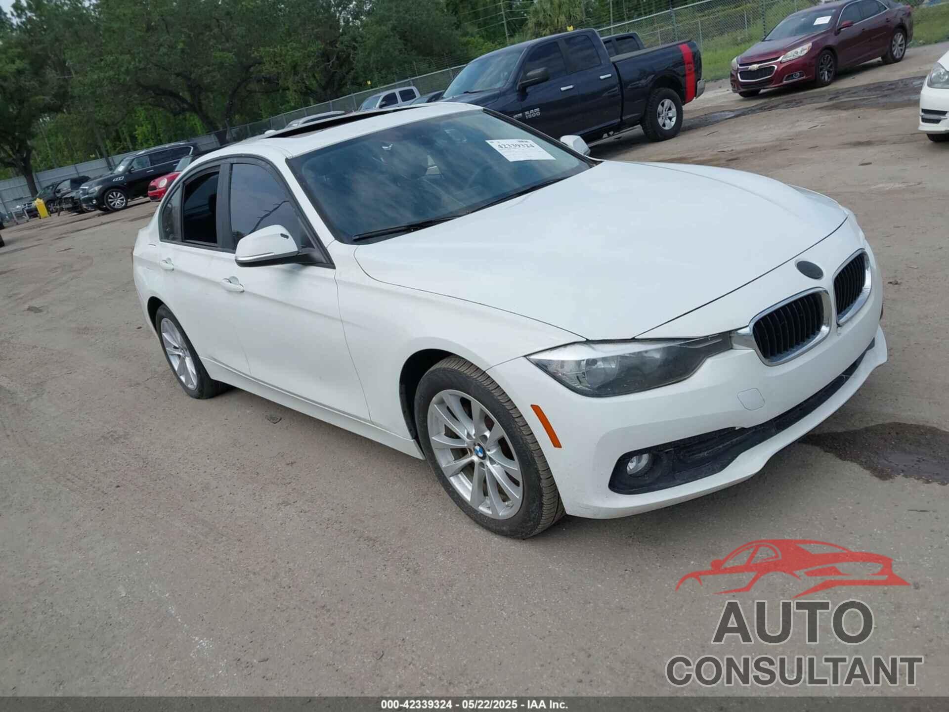 BMW 320I 2017 - WBA8E1G51HNU12483