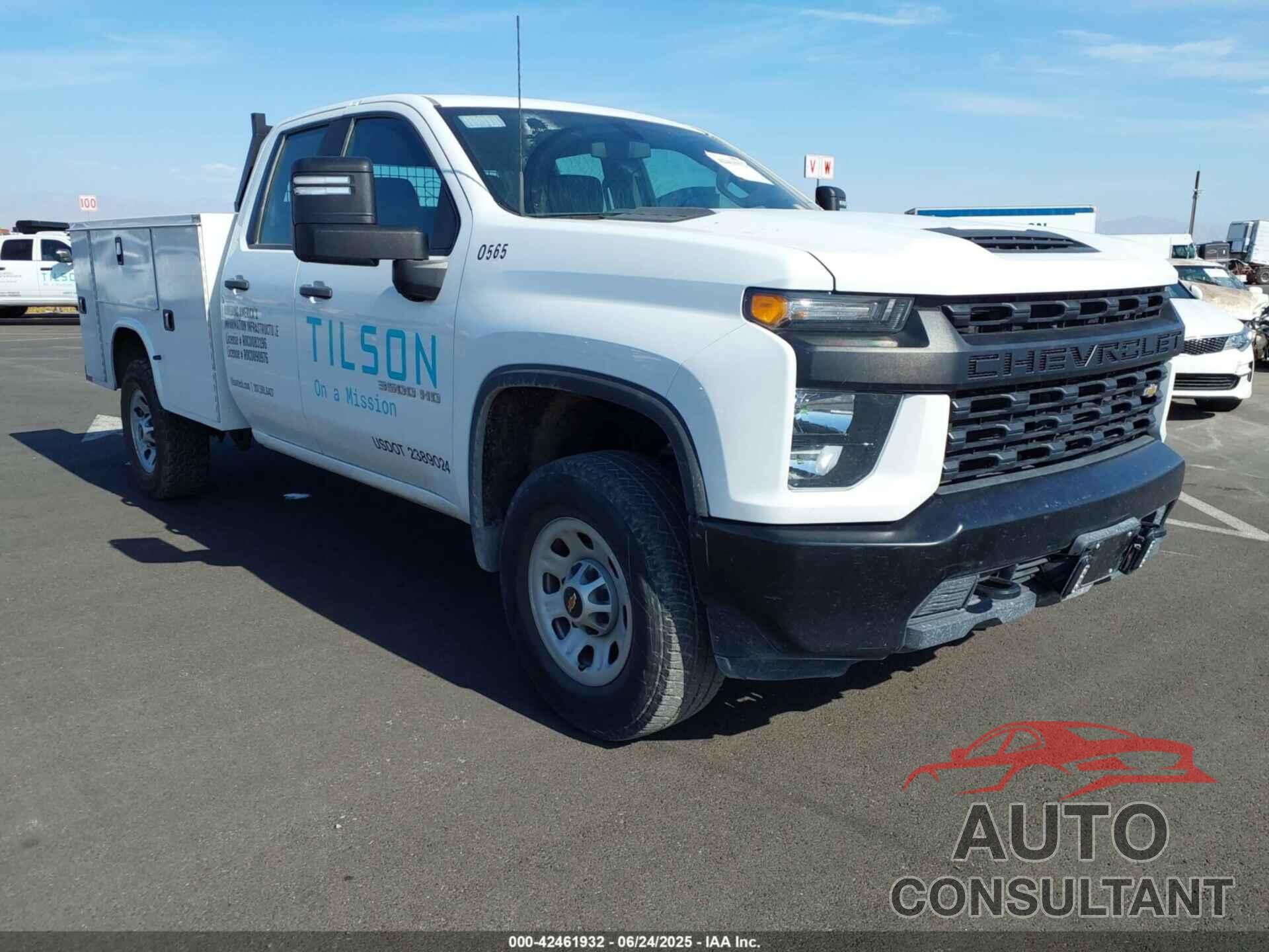 CHEVROLET SILVERADO 3500HD 2023 - 1GB5YSE78PF215122