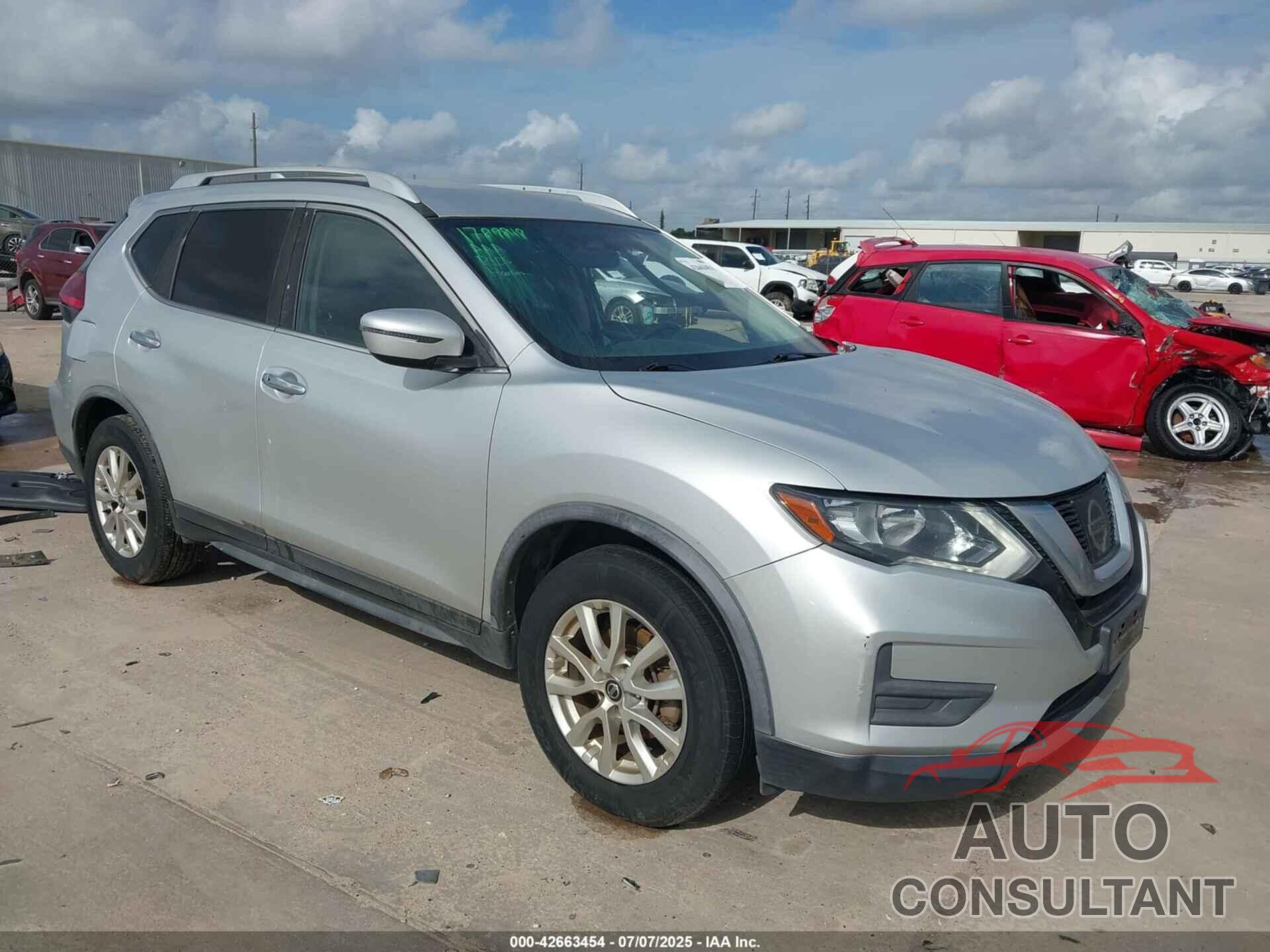 NISSAN ROGUE 2017 - JN8AT2MT6HW402260