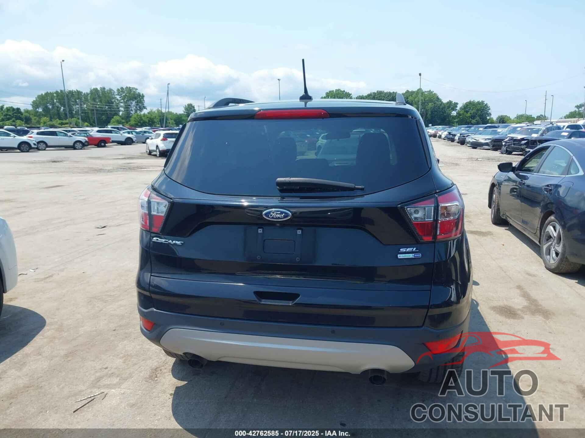 FORD ESCAPE 2018 - 1FMCU9HD4JUB30852