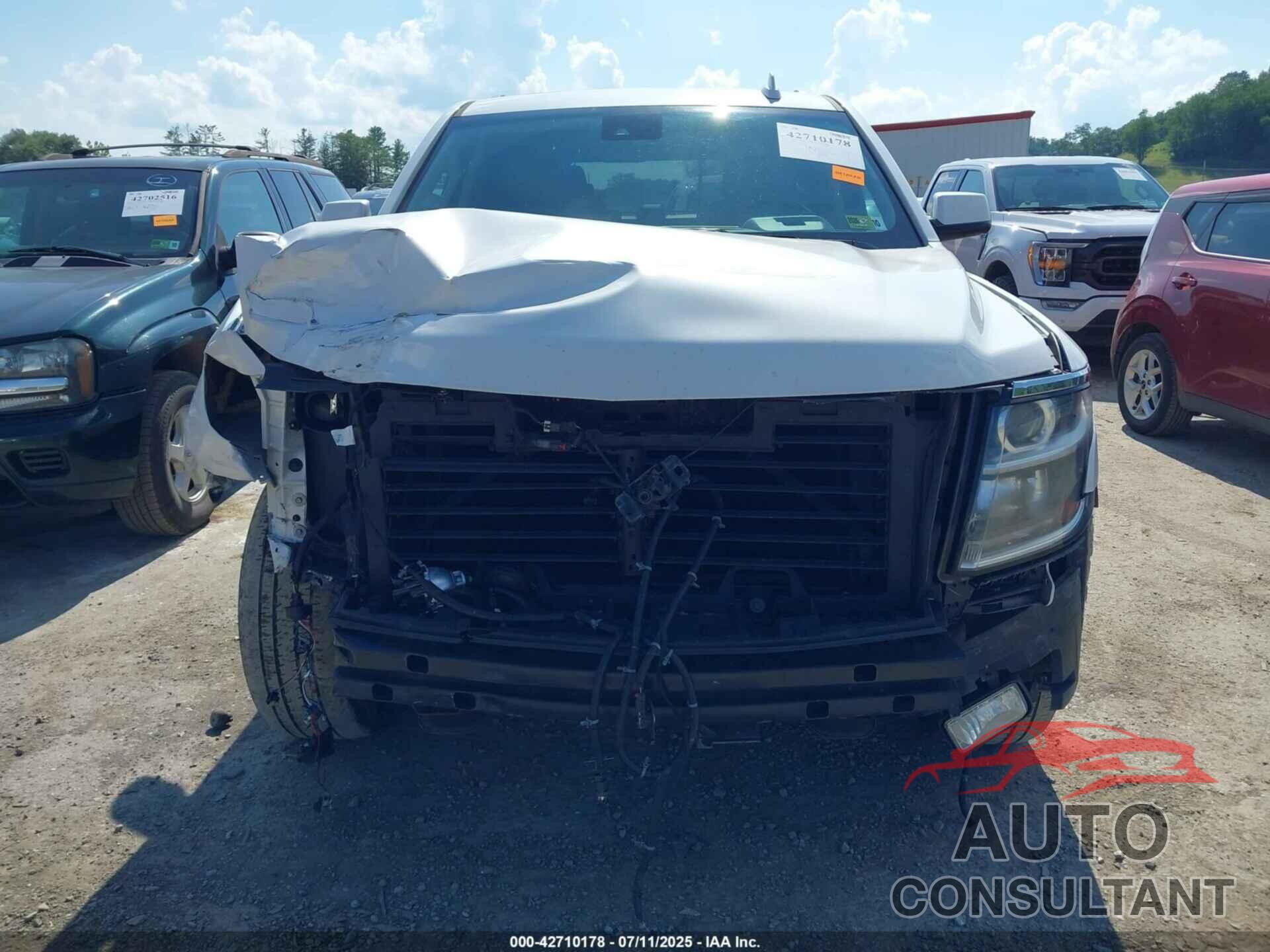 CHEVROLET TAHOE 2018 - 1GNSKBKC5JR308047