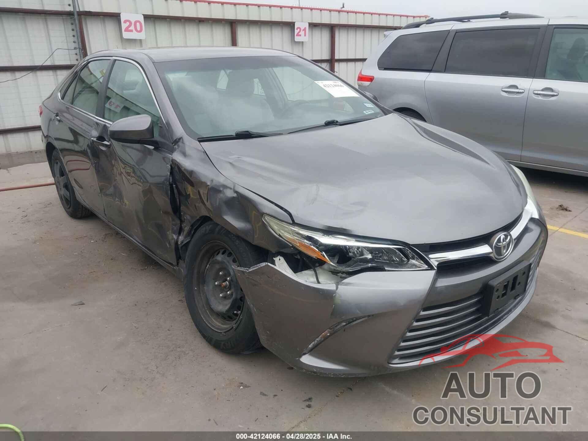 TOYOTA CAMRY 2015 - 4T4BF1FK1FR509233