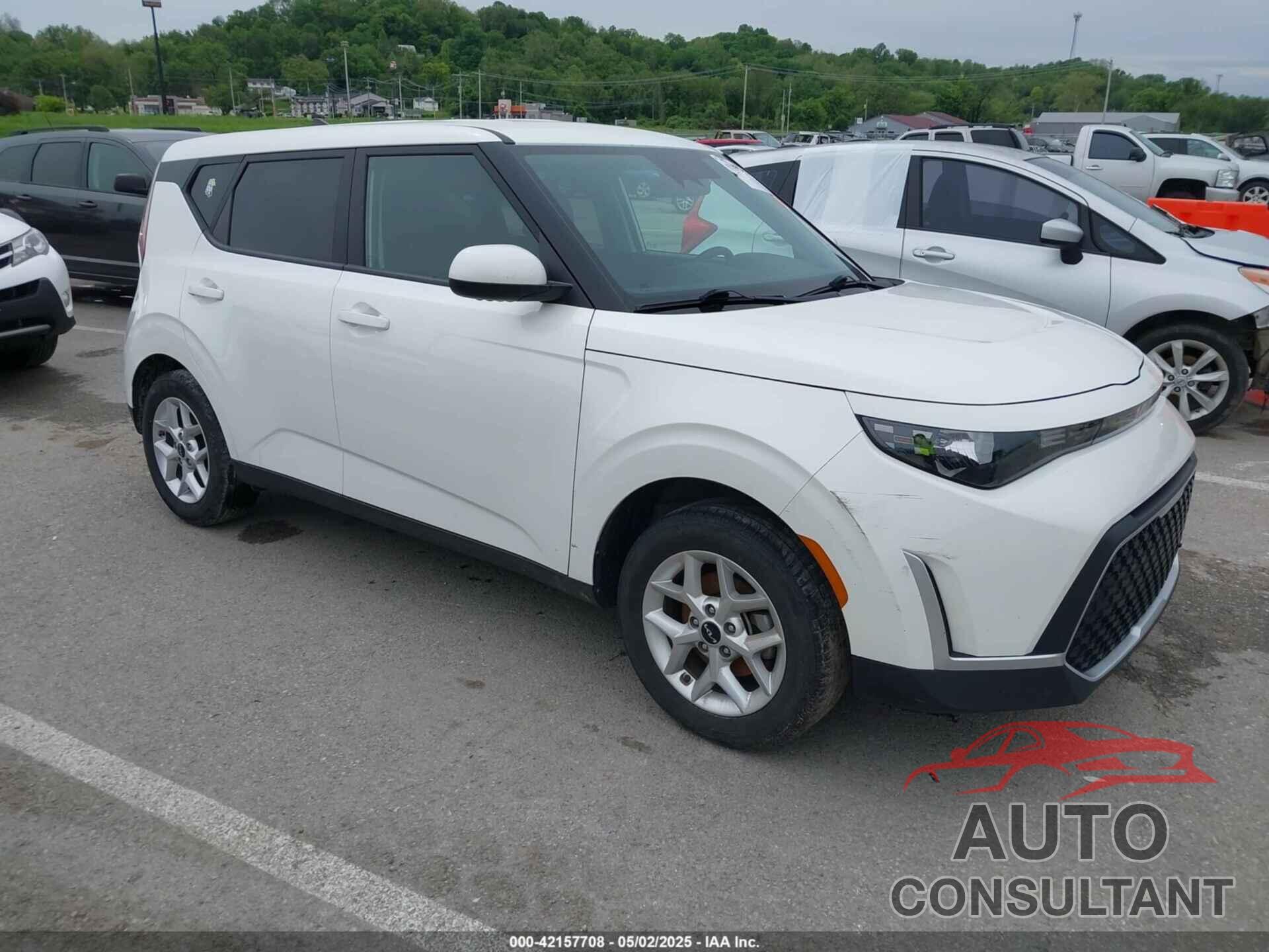 KIA SOUL 2023 - KNDJ23AU5P7880163