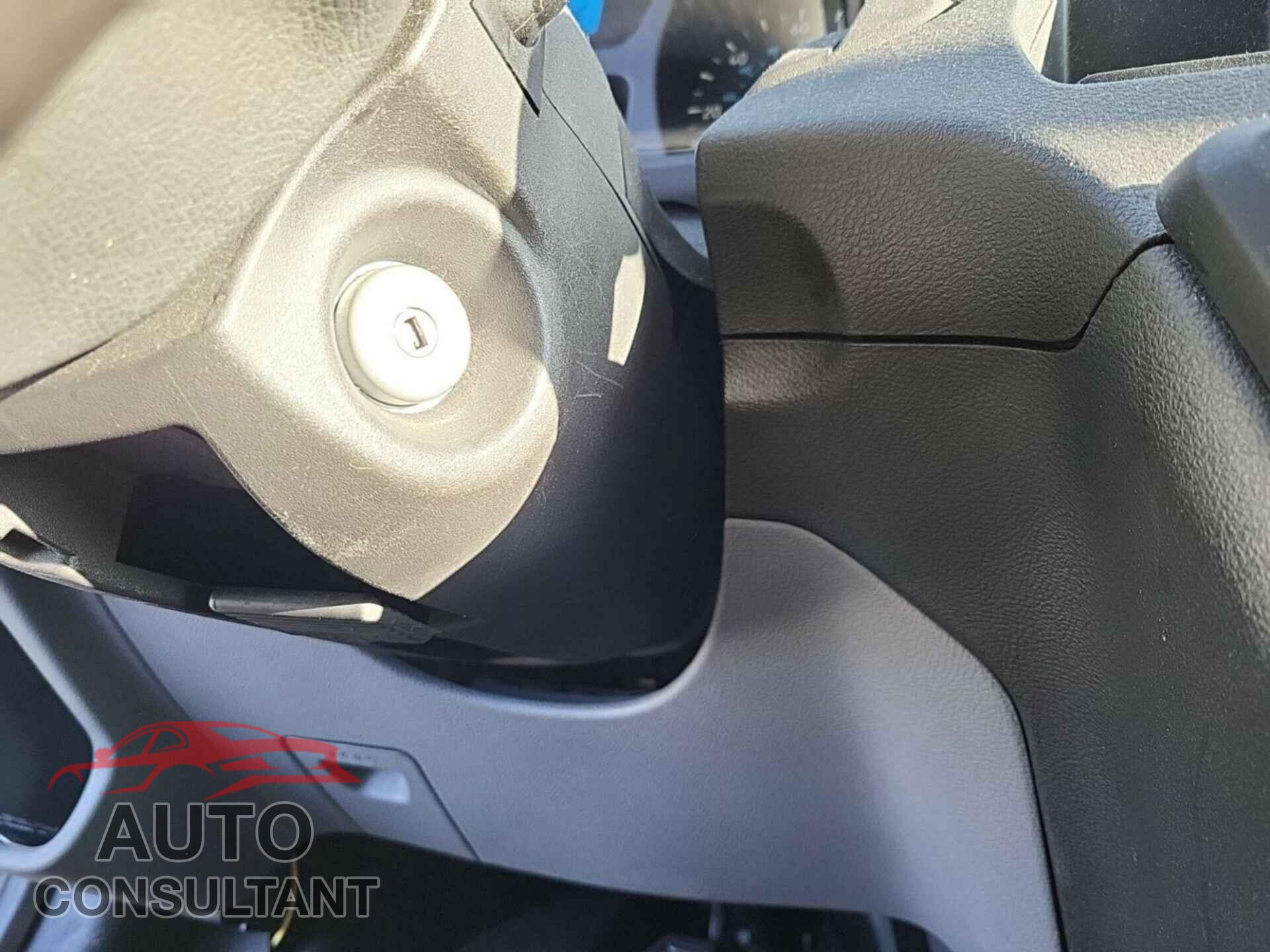 FORD TRANSIT 2016 - 1FTYR1YM4GKB55512