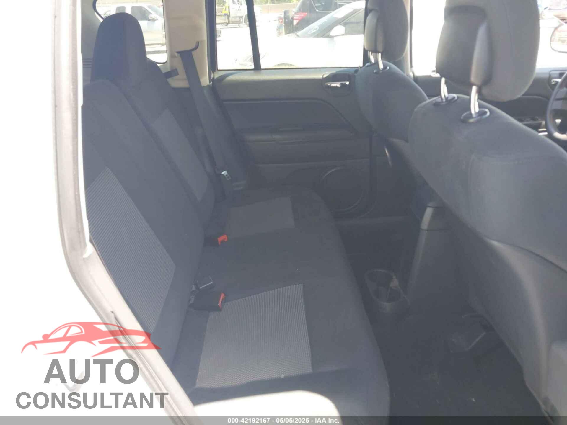 JEEP COMPASS 2011 - 1J4NF1FB6BD218694