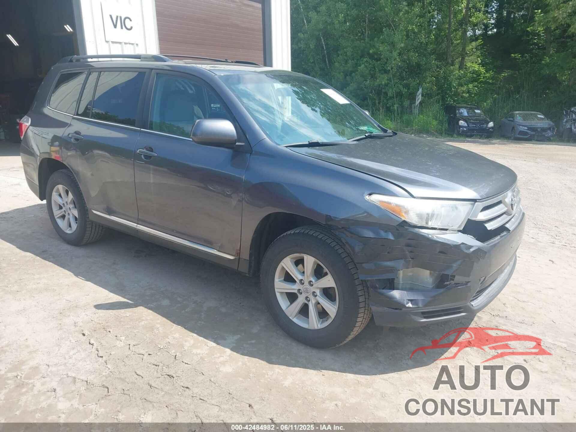 TOYOTA HIGHLANDER 2012 - 5TDBK3EH3CS094654