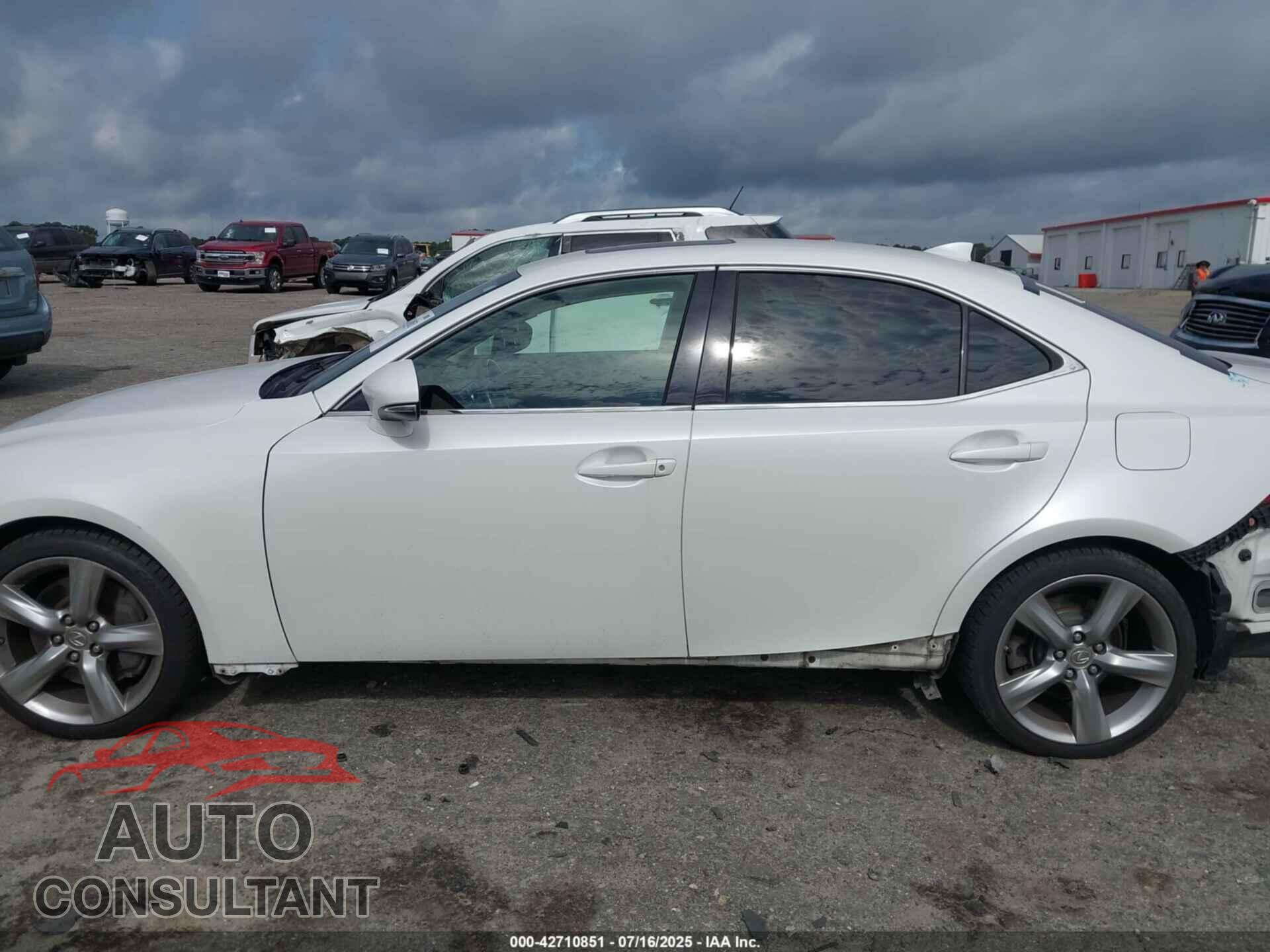 LEXUS IS 350 2014 - JTHBE1D26E5001237