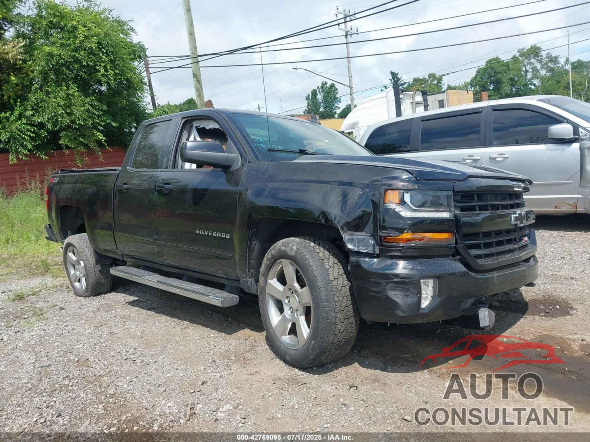 CHEVROLET SILVERADO 1500 2018 - 1GCVKREC5JZ254467