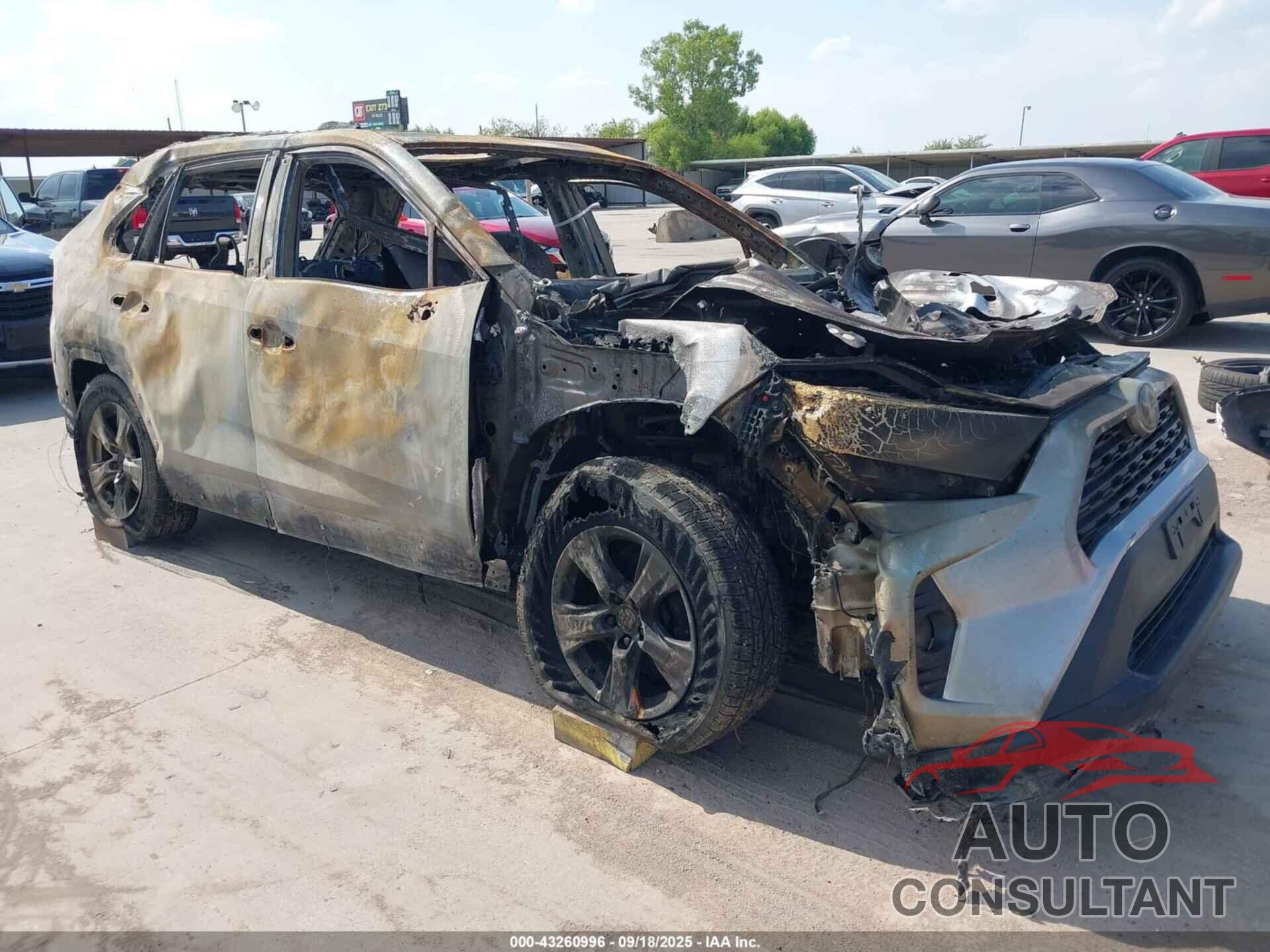TOYOTA RAV4 2019 - 2T3W1RFV7KW004737