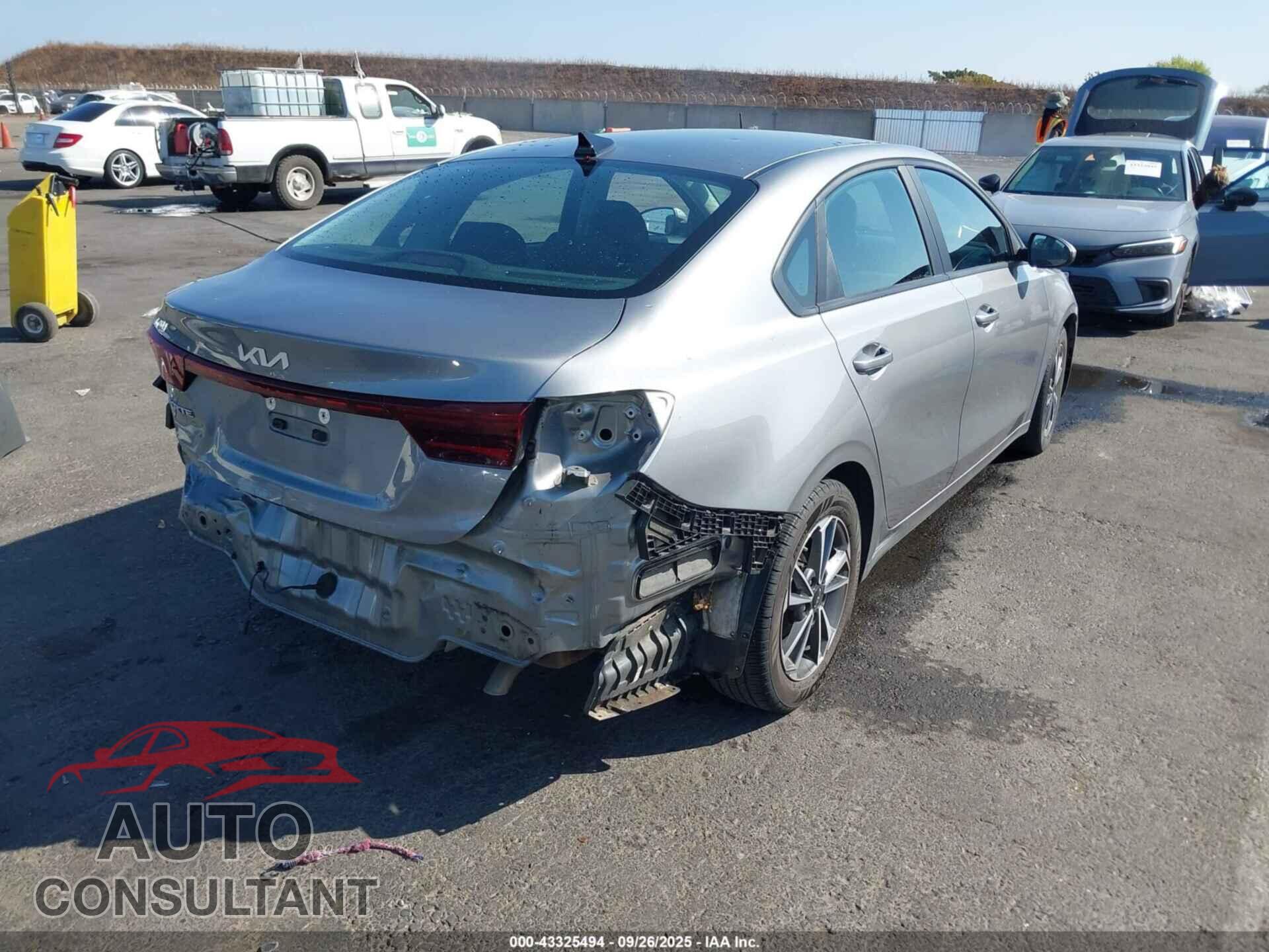 KIA FORTE 2022 - 3KPF24AD1NE424685