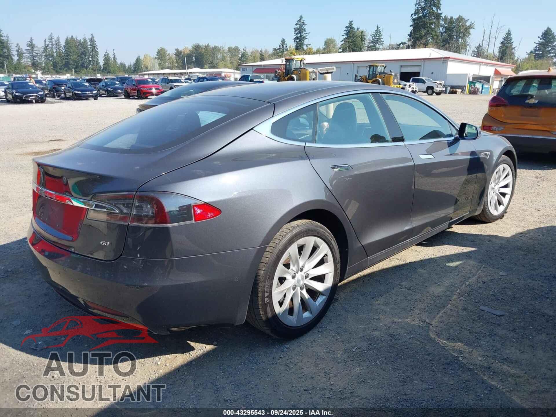 TESLA MODEL S 2016 - 5YJSA1E19GF151606