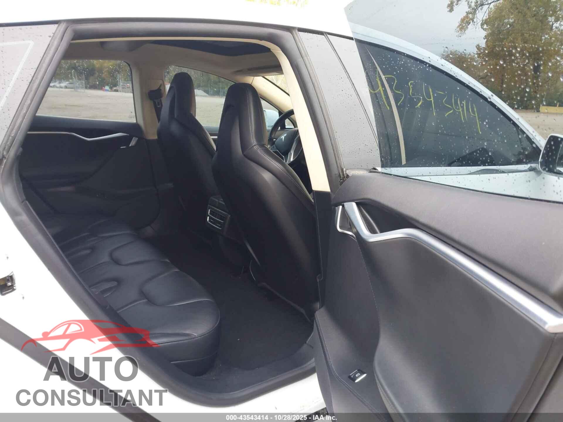 TESLA MODEL S 2013 - 5YJSA1BG8DFP11085
