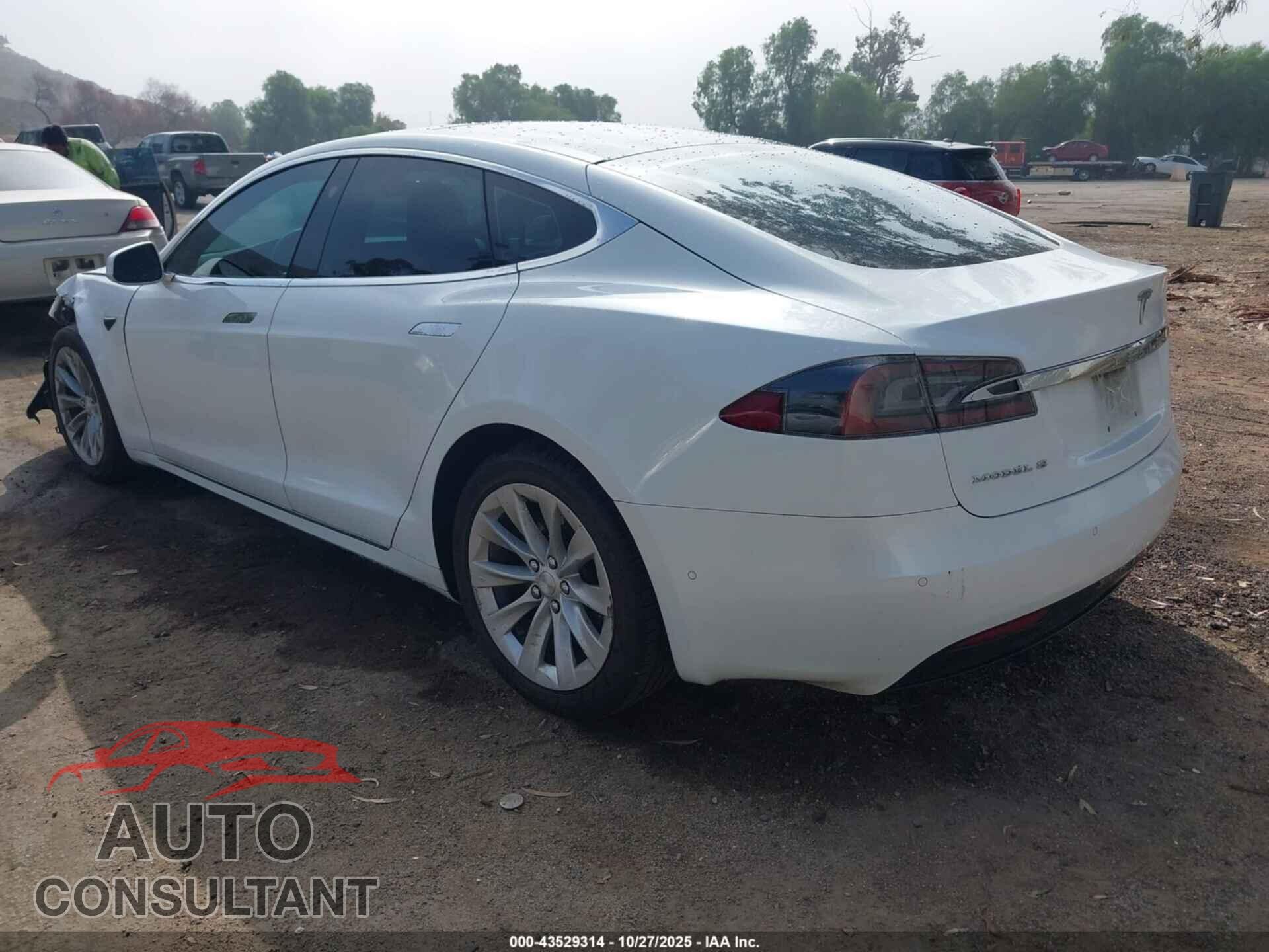 TESLA MODEL S 2017 - 5YJSA1E17HF176375