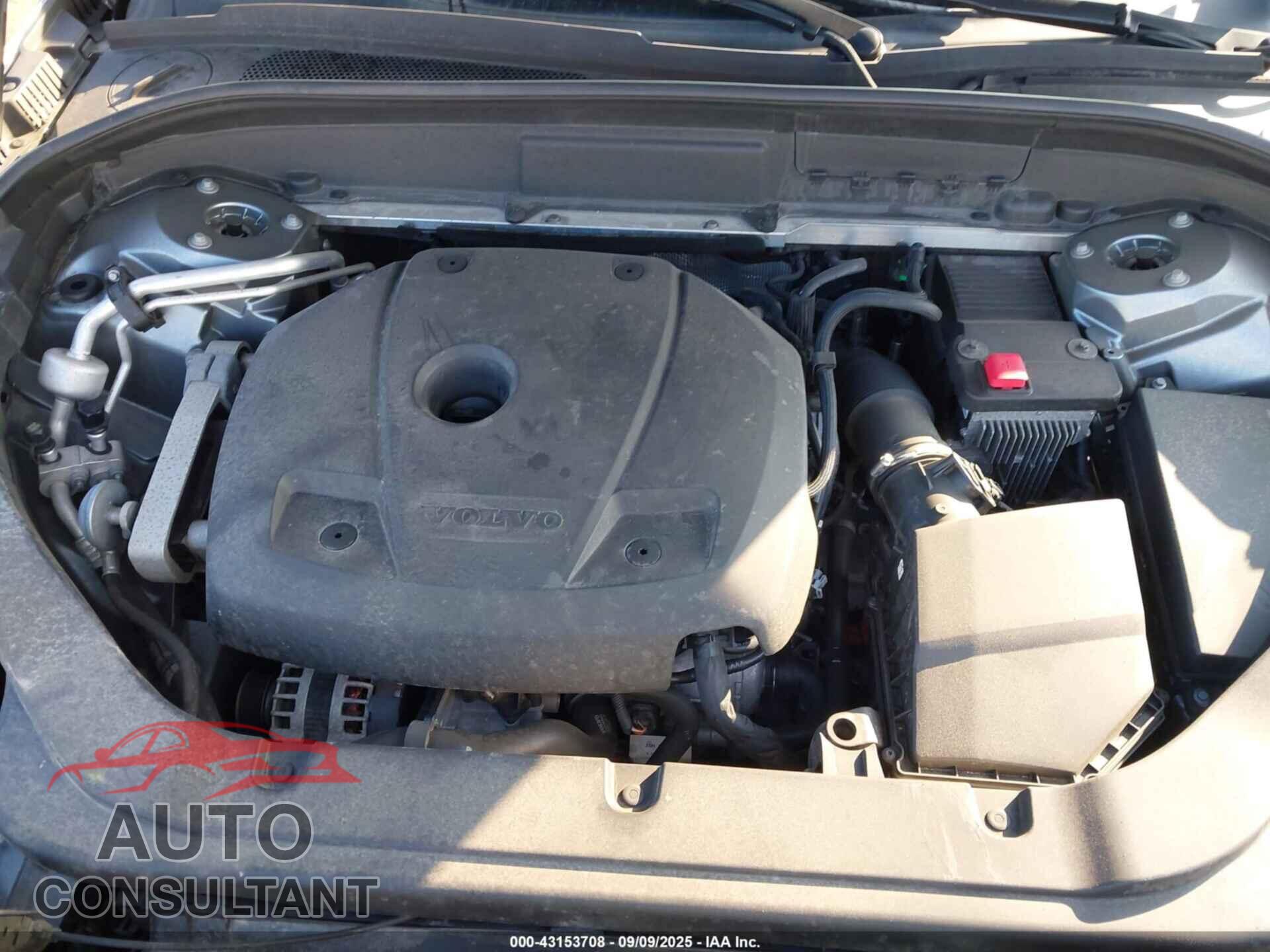 VOLVO XC60 2019 - LYV102RK4KB187253