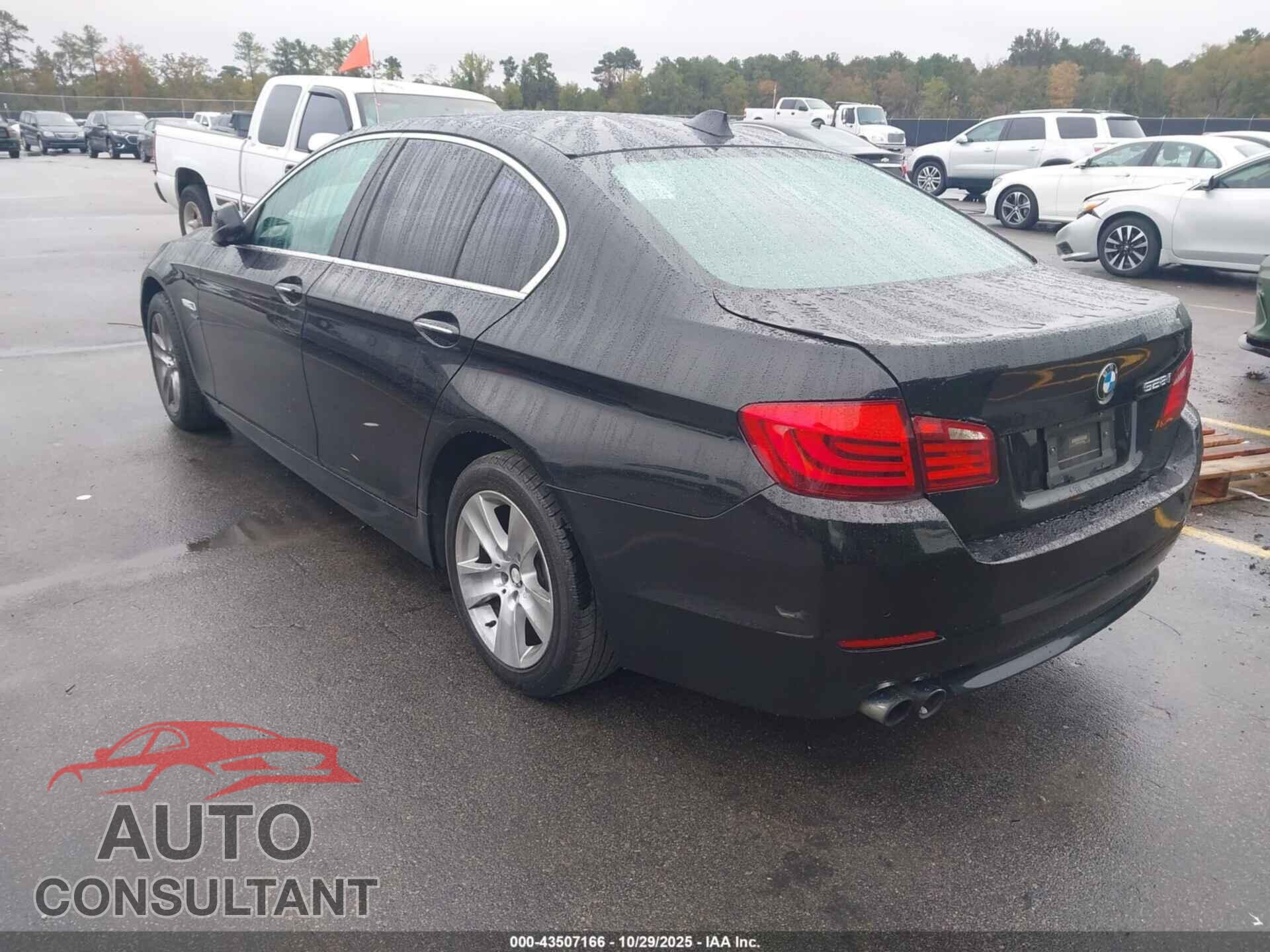 BMW 528I 2012 - WBAXH5C59CDW02868