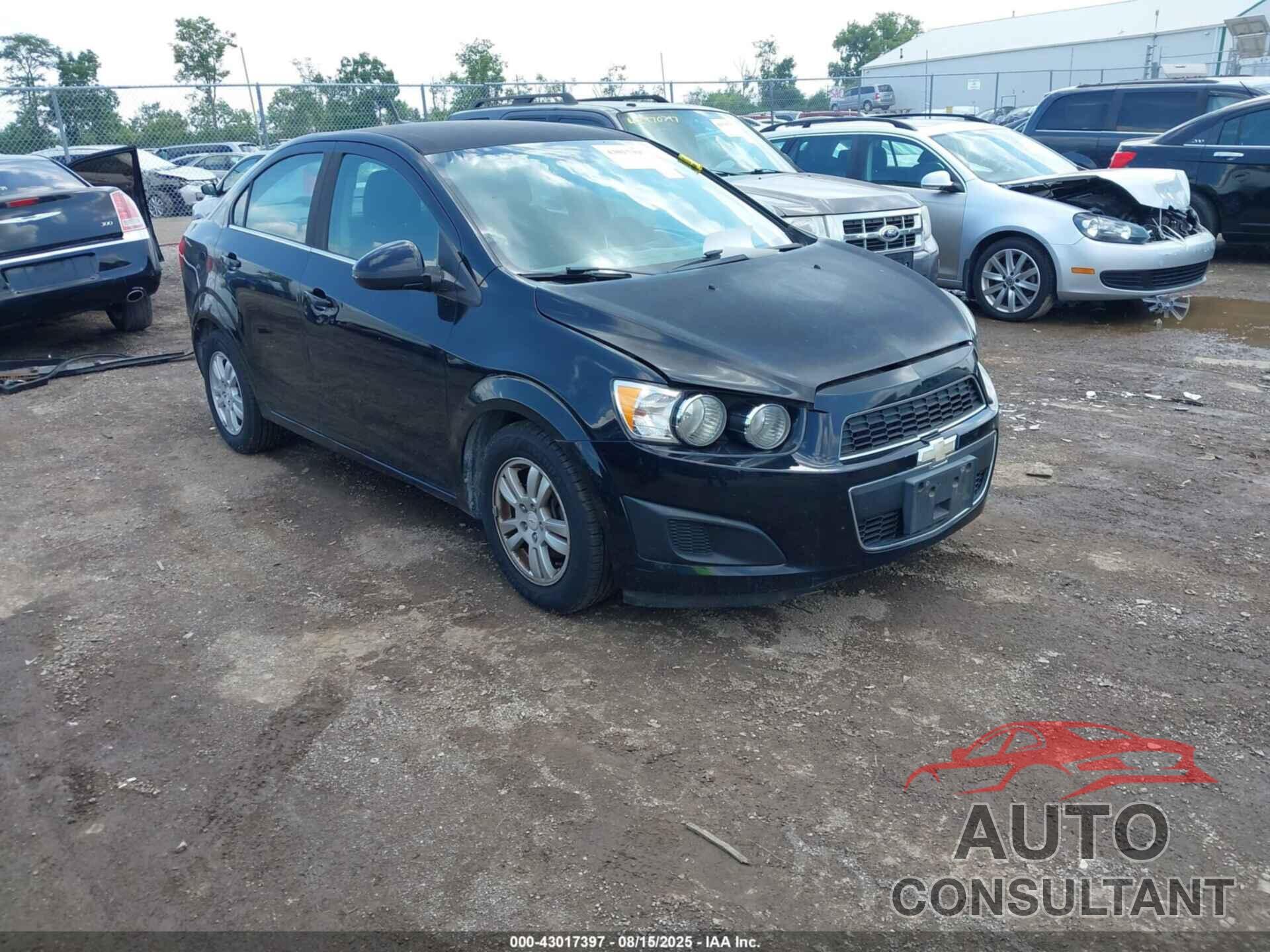 CHEVROLET SONIC 2012 - 1G1JC5SH0C4126411
