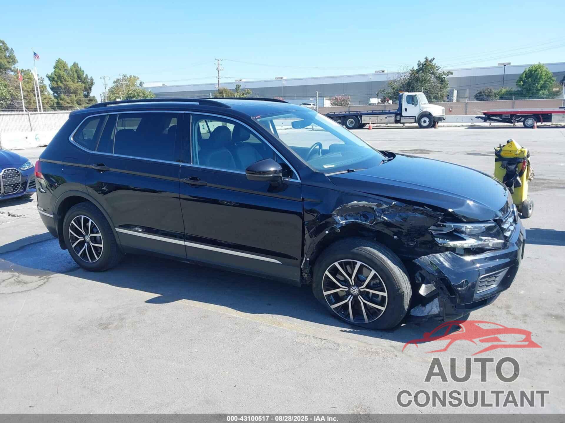 VOLKSWAGEN TIGUAN 2021 - 3VV3B7AX4MM127236