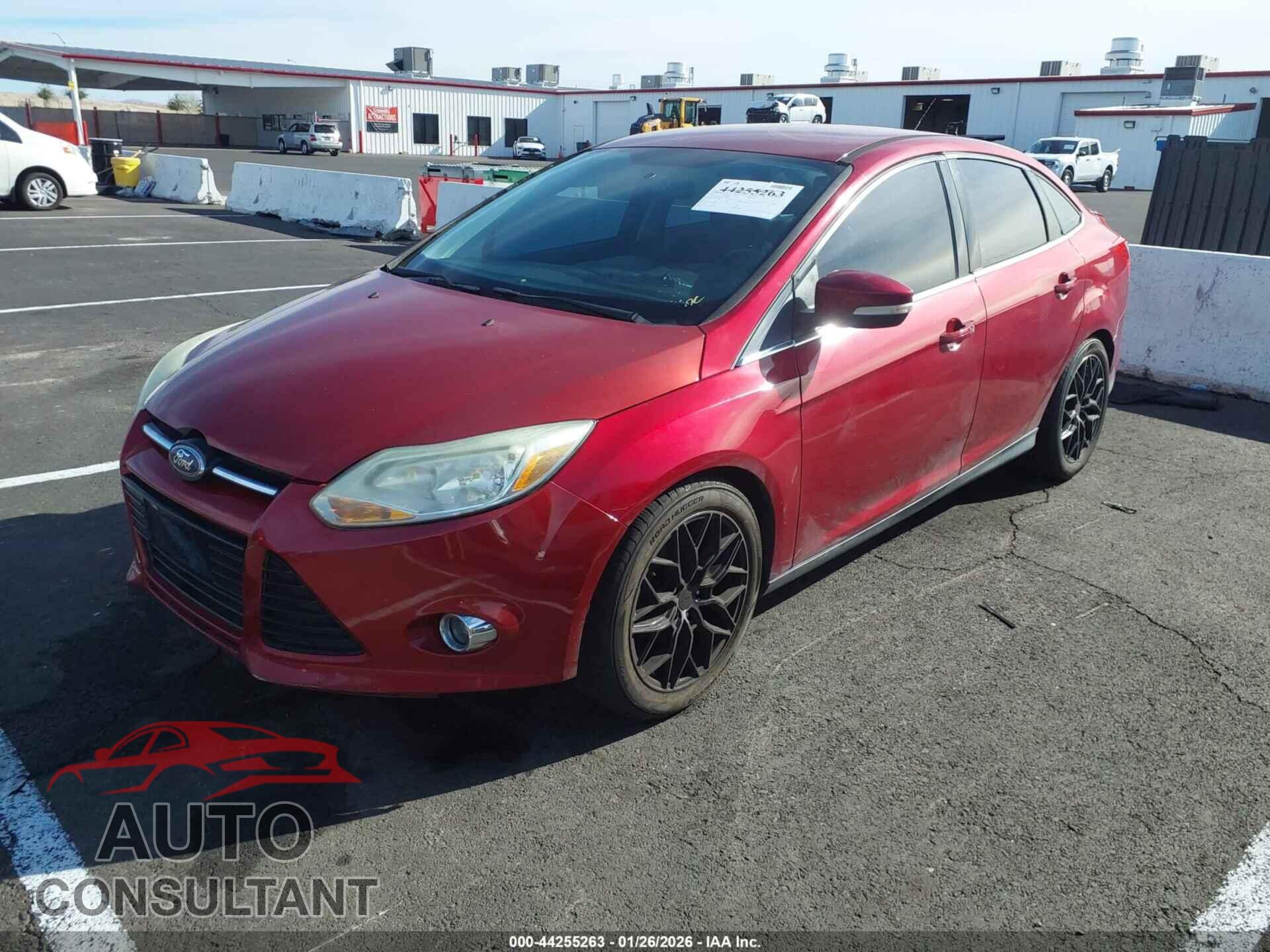 FORD FOCUS 2014 - 1FADP3J28EL132000