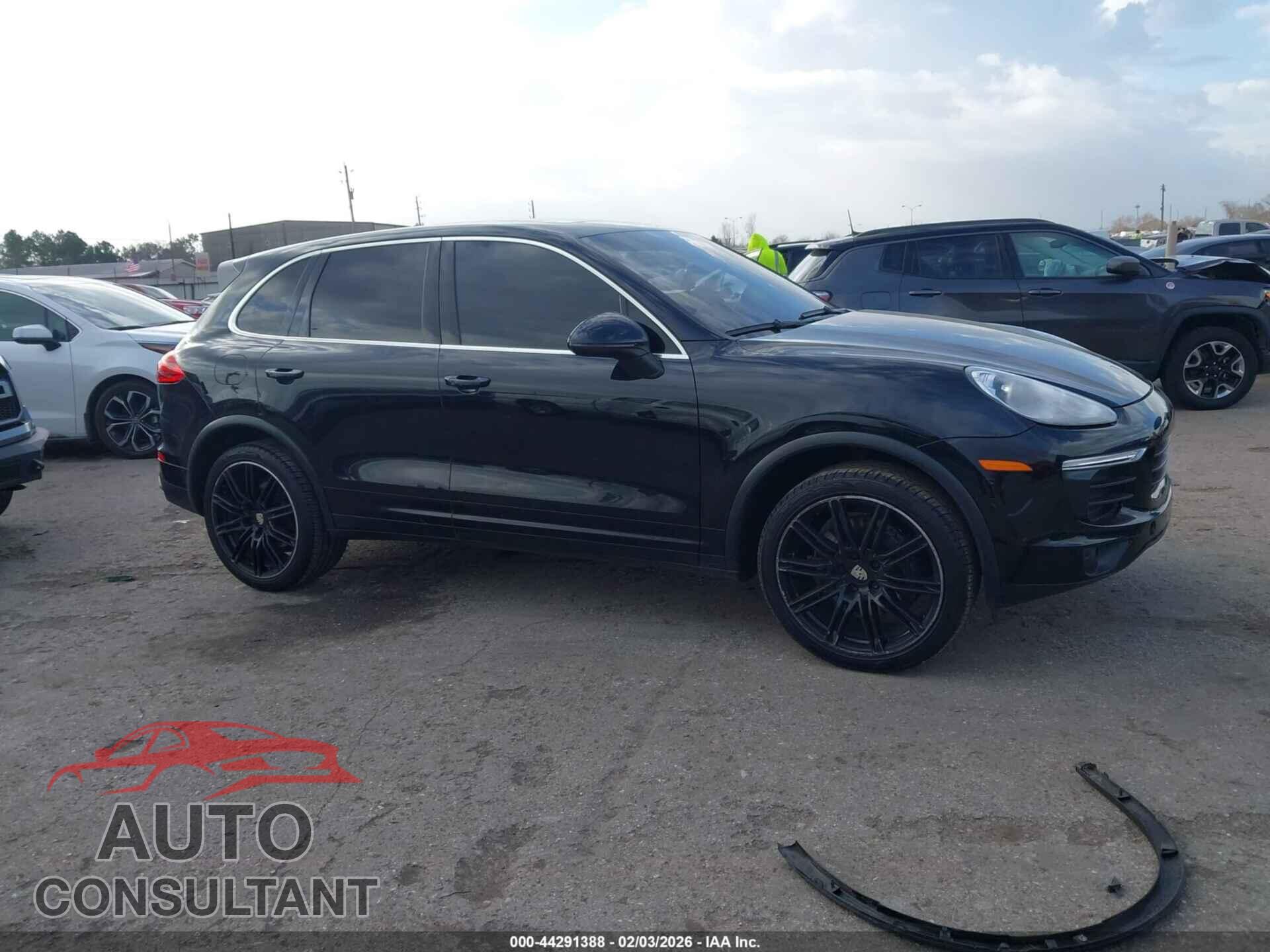 PORSCHE CAYENNE 2016 - WP1AA2A29GLA05654