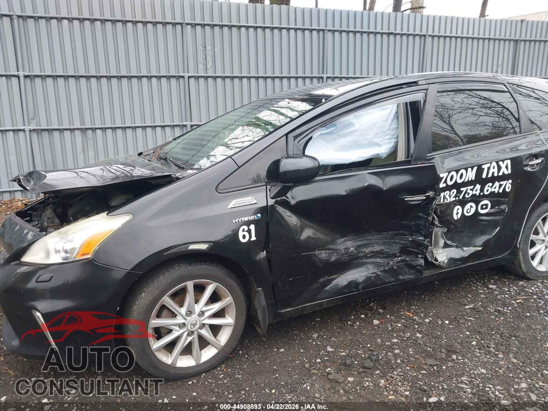 TOYOTA PRIUS V 2012 - JTDZN3EU9C3171113