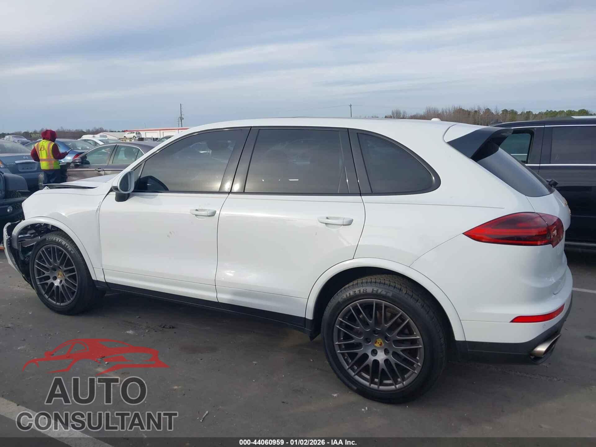 PORSCHE CAYENNE 2017 - WP1AA2A22HKA90909
