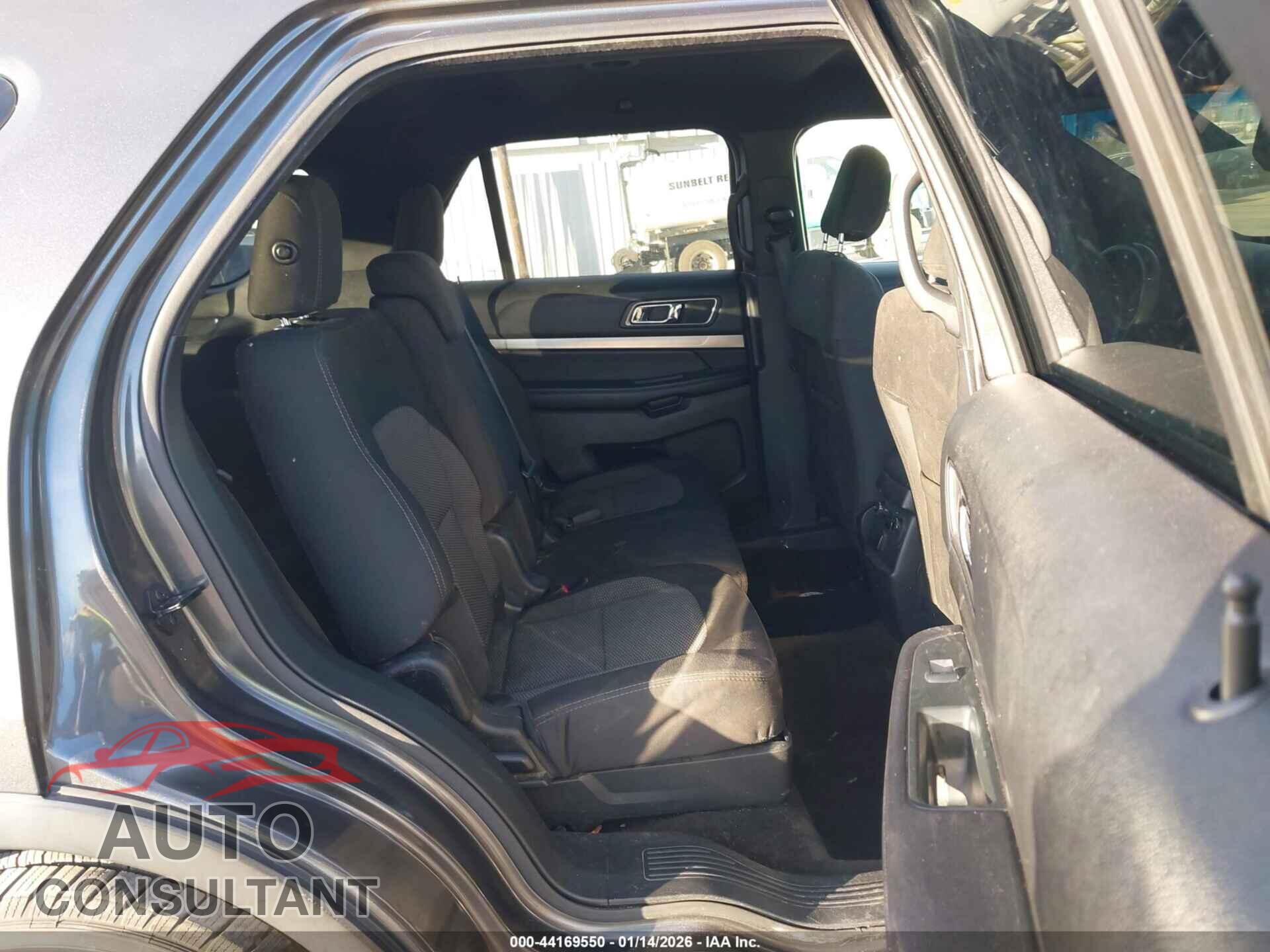 FORD EXPLORER 2018 - 1FM5K7D85JGB79455