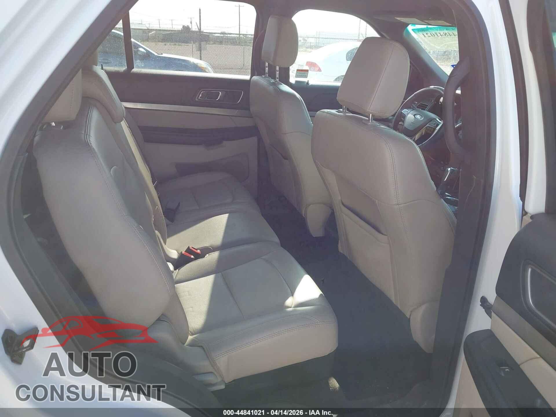 FORD EXPLORER 2018 - 1FM5K7D88JGB65002